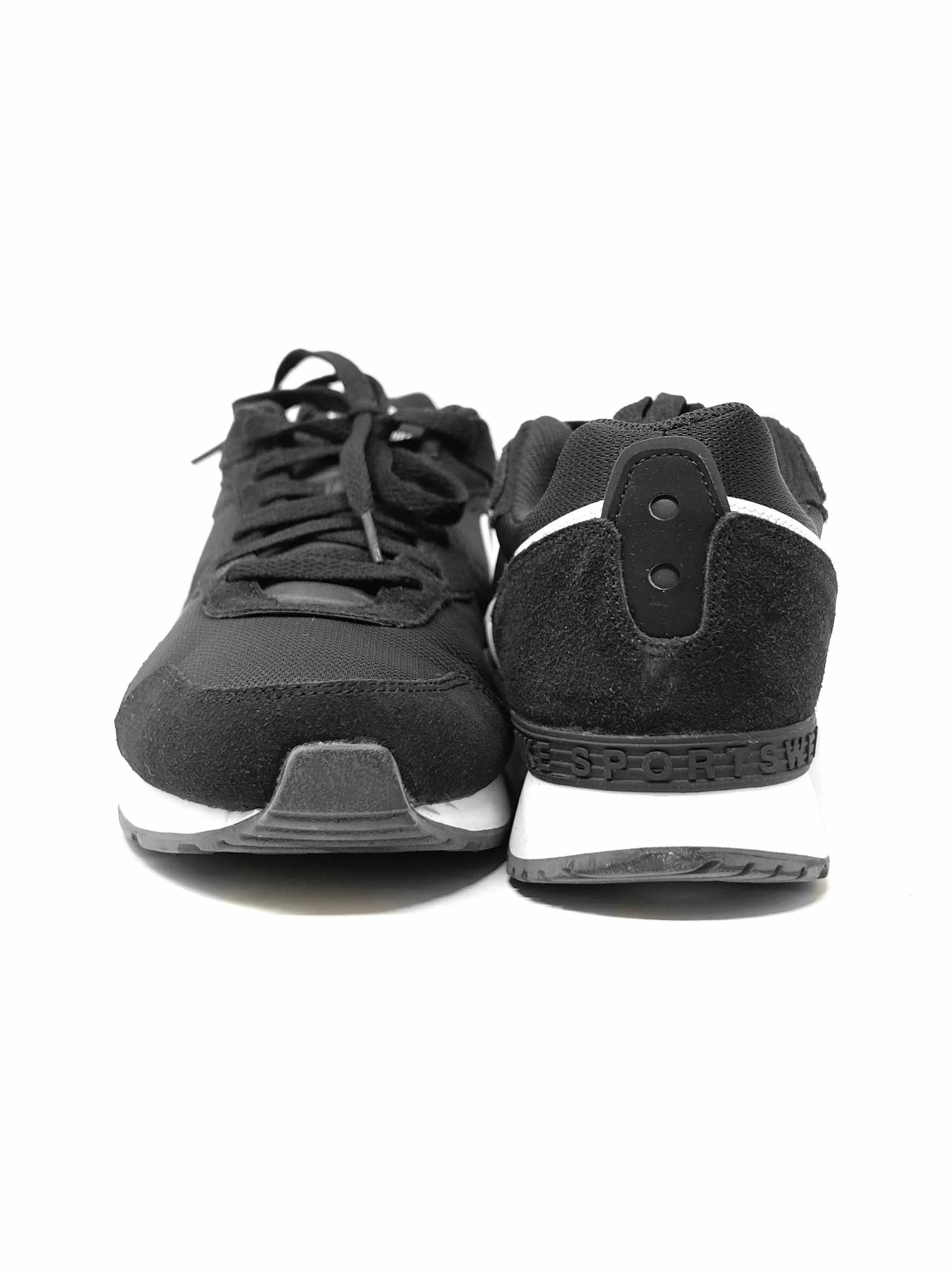 NIKE - NIKE VENTURE RUNNER NIKE - NIKE VENTURE RUNNER
