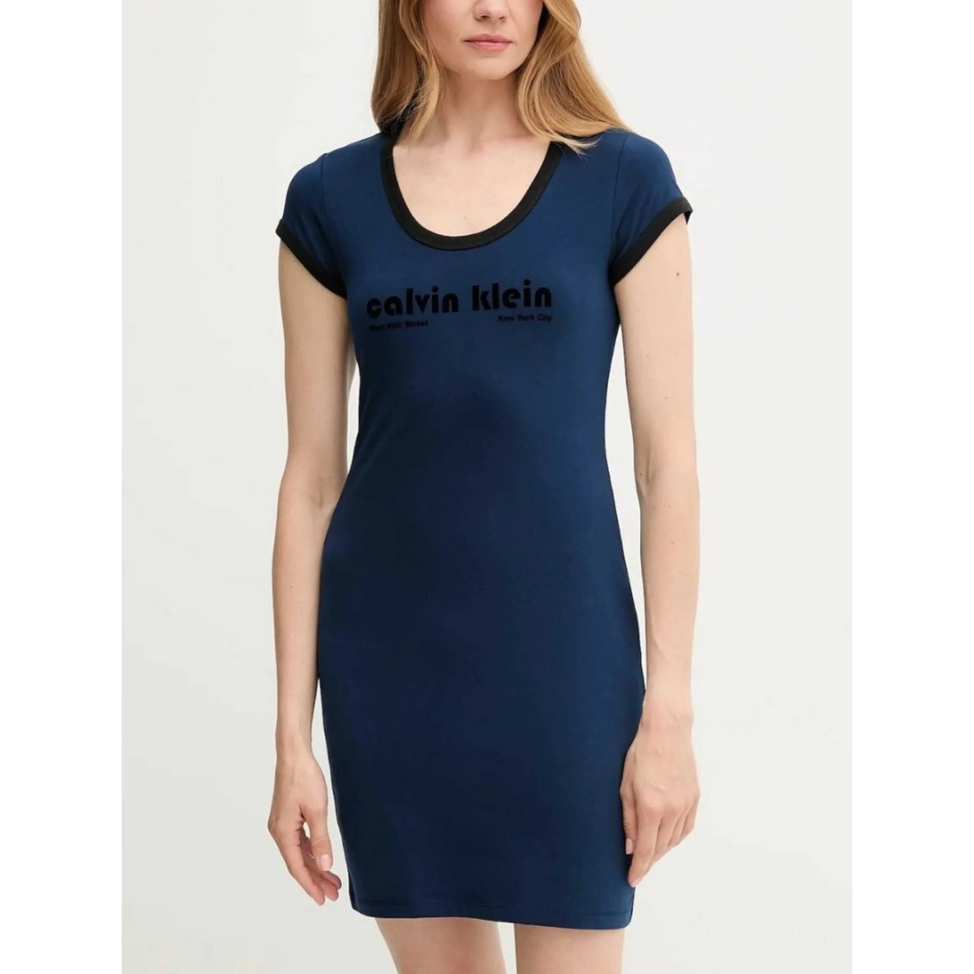 CALVIN KLEIN JEANS - SS PIMA CO... CALVIN KLEIN JEANS - SS PIMA CO...