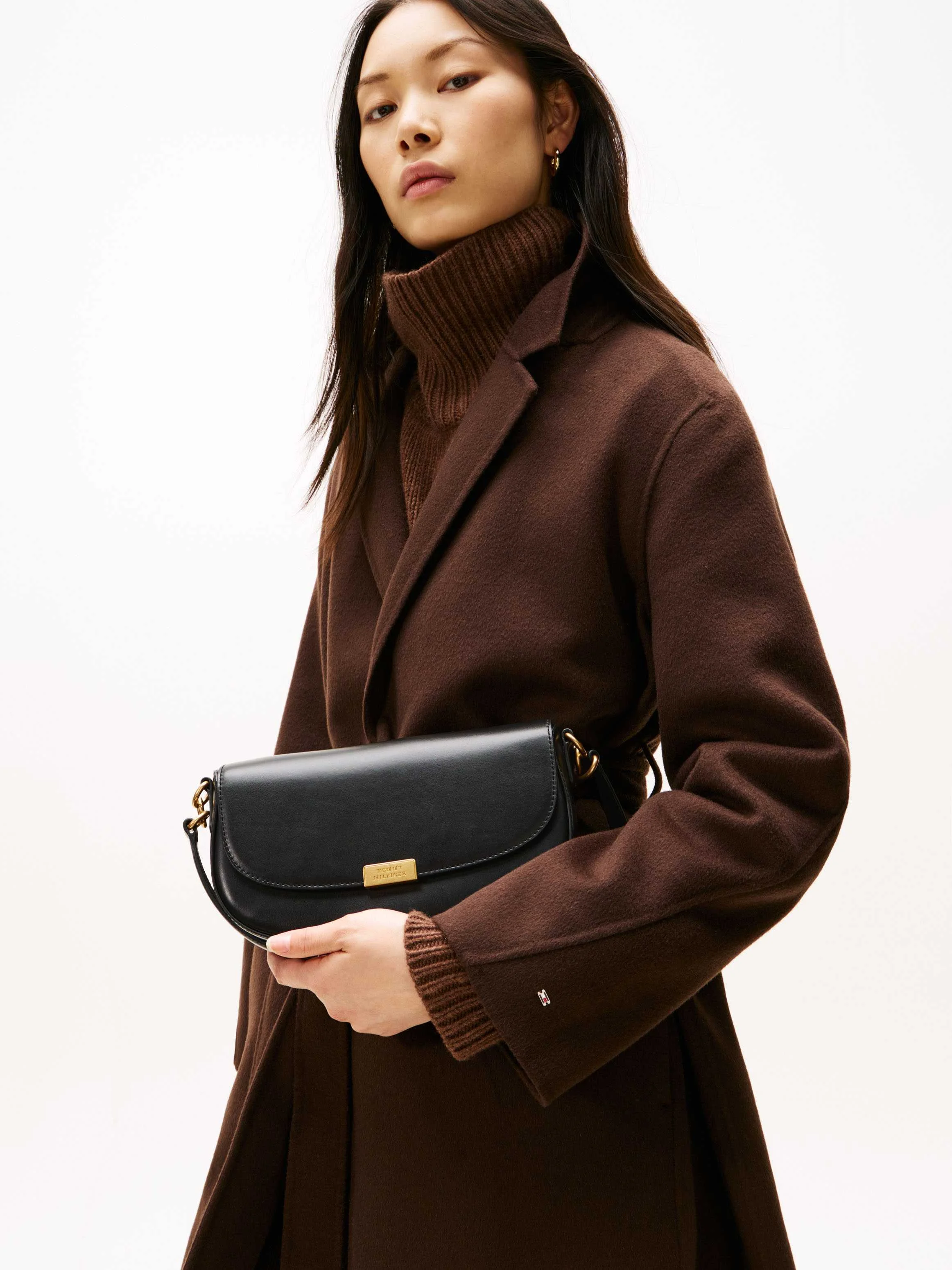 Tommy Hilfiger - ICONIC LEATHER... Tommy Hilfiger - ICONIC LEATHER...