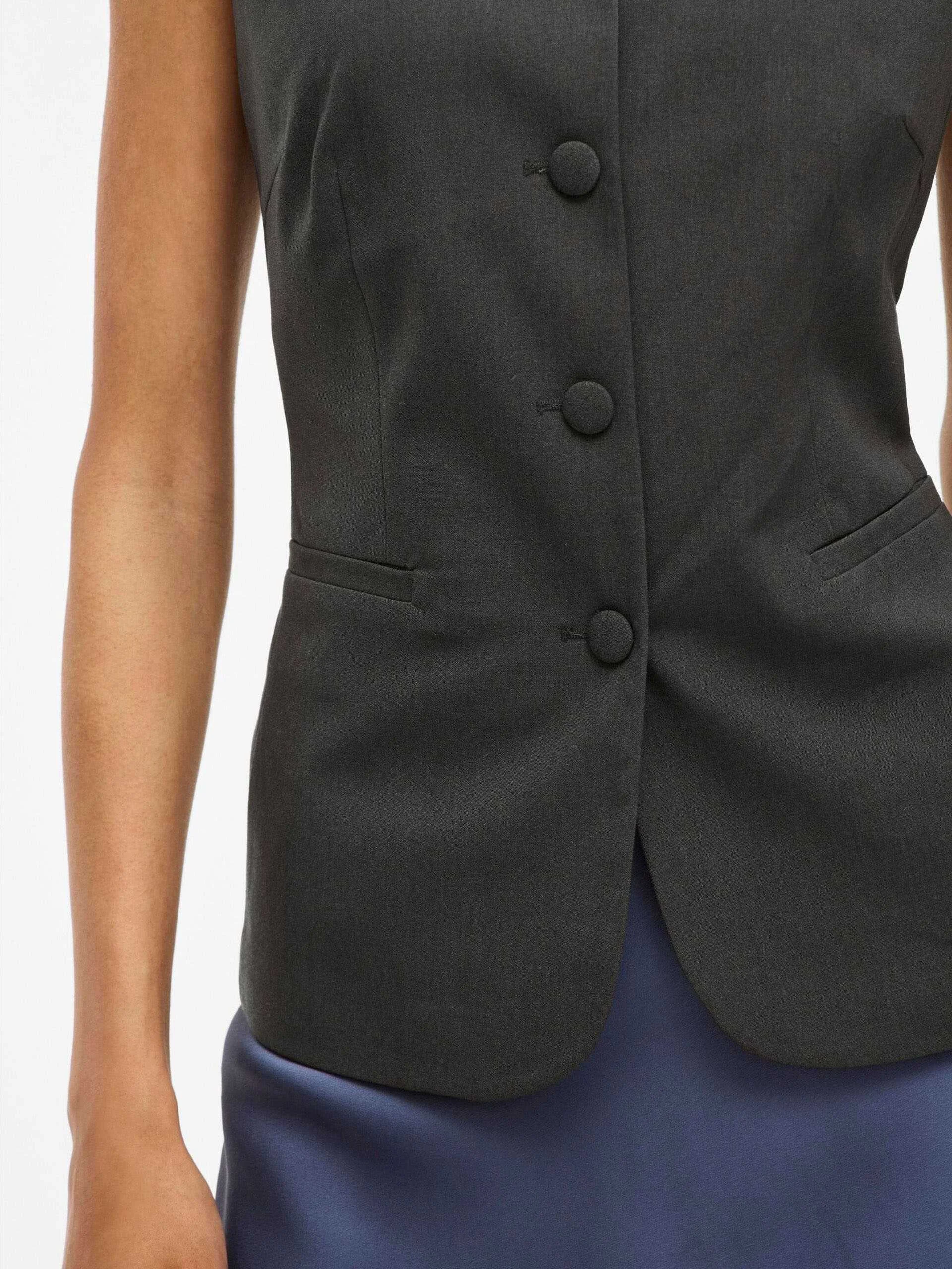 VILA - VIAMOI SL VEST VILA - VIAMOI SL VEST