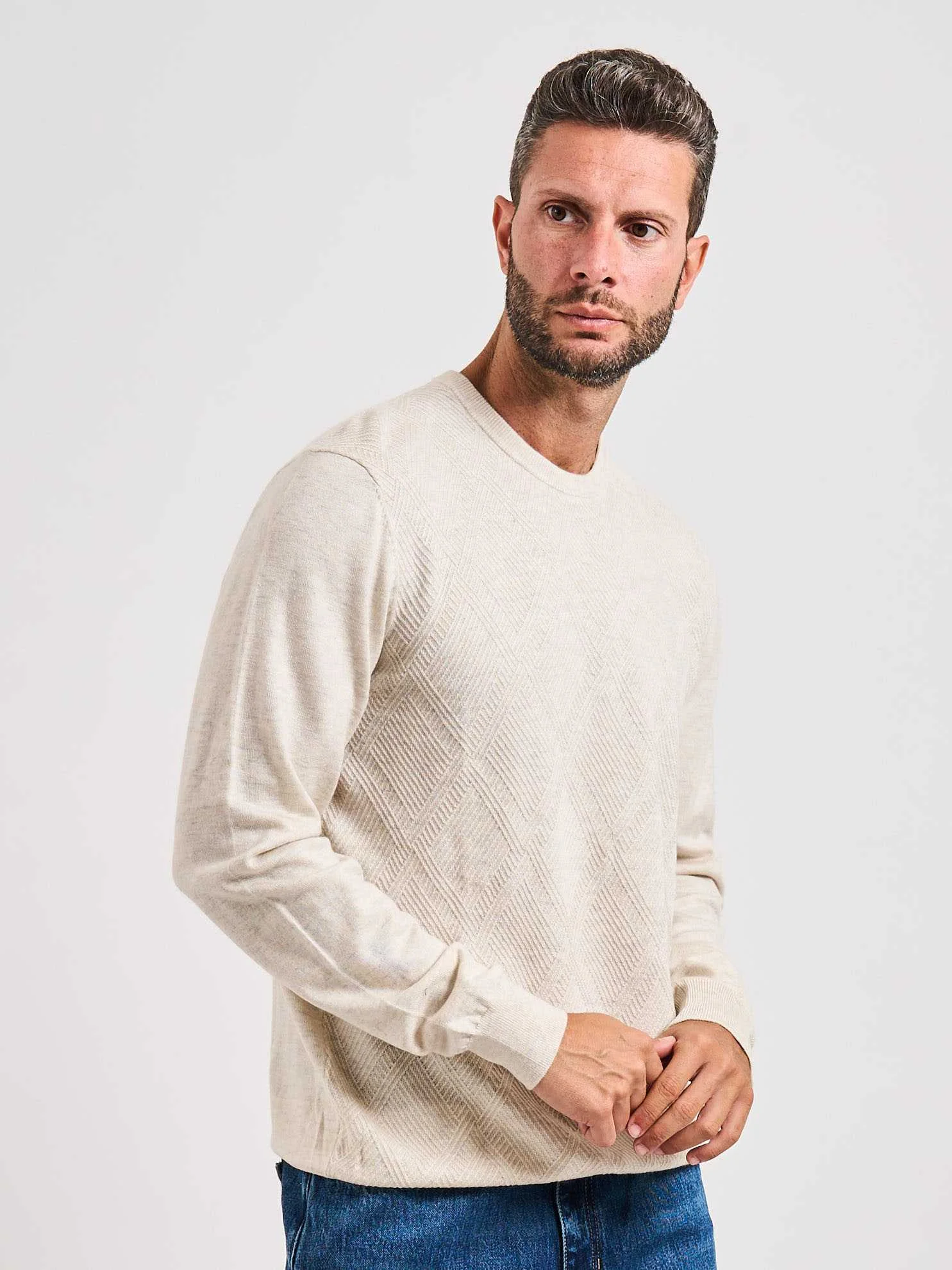 GUESS - JAMAAR CN STITCHED SWTR GUESS - JAMAAR CN STITCHED SWTR