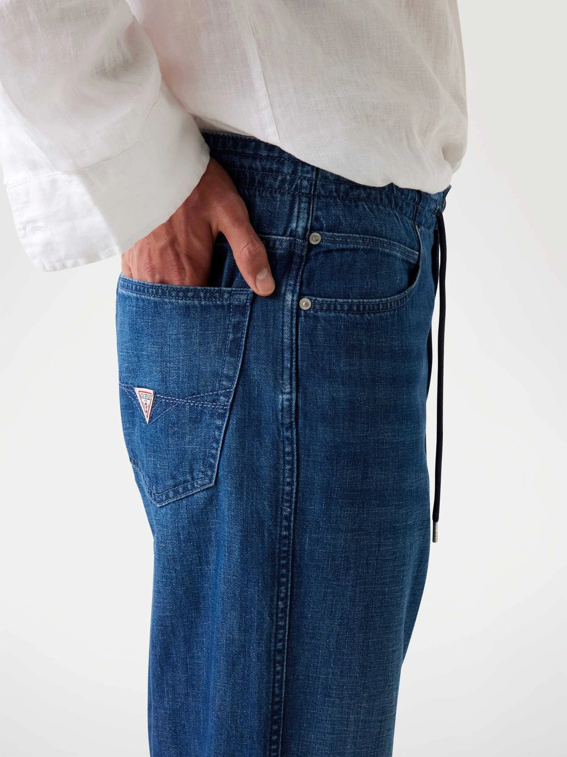 GUESS - OWEN DRAWCORD JOGGER GUESS - OWEN DRAWCORD JOGGER