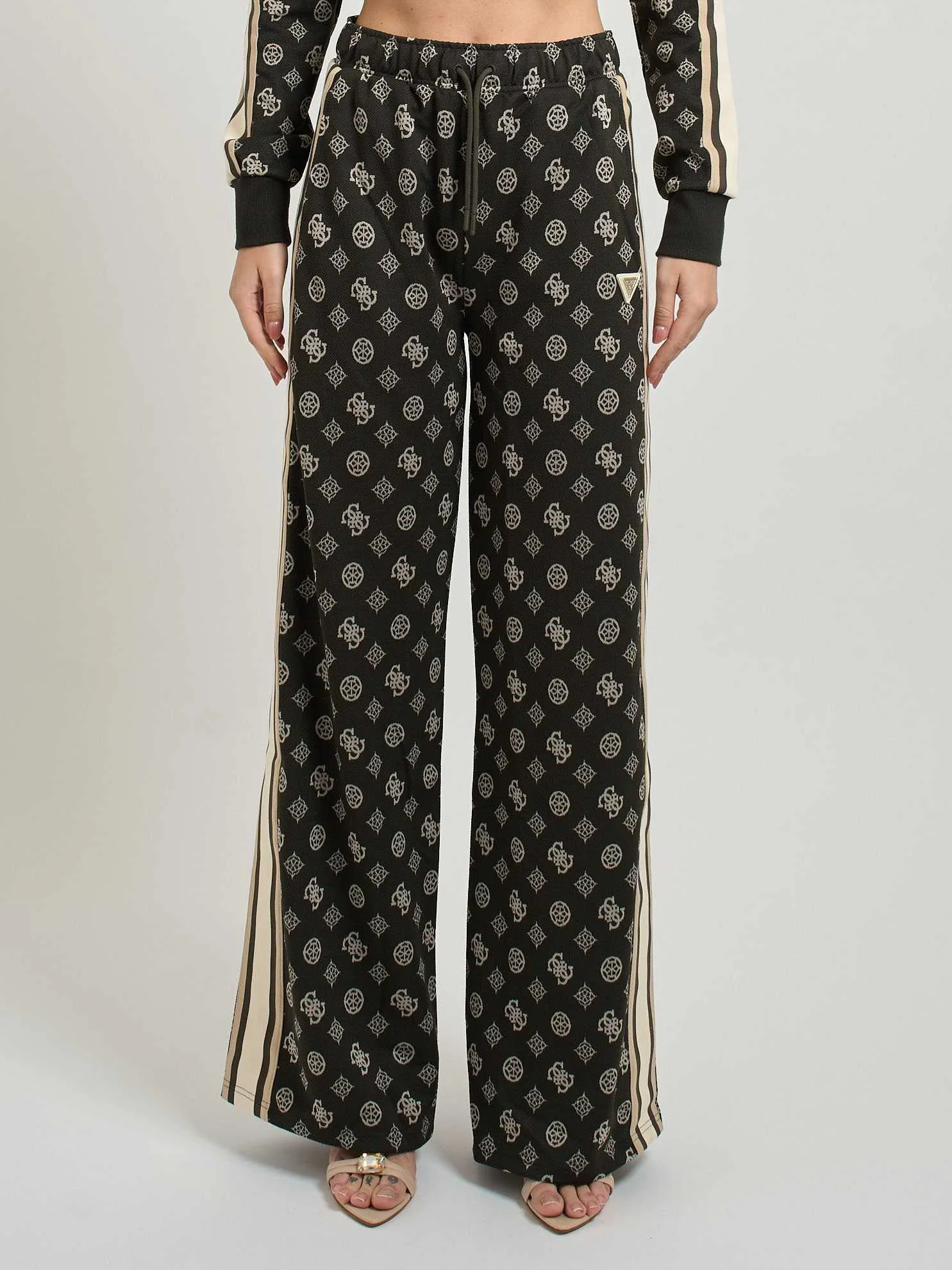 GUESS - PEONY TAPED STRAIGHT LONG PANT GUESS - PEONY TAPED STRAIGHT LONG PANT