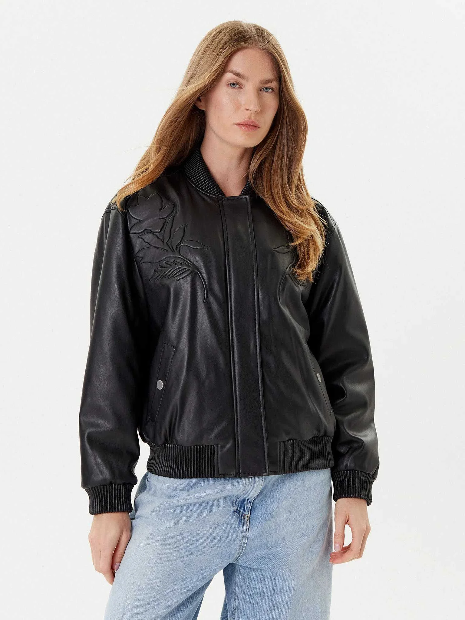 GUESS - DAMIENNE EMBRO PU BOMBER GUESS - DAMIENNE EMBRO PU BOMBER