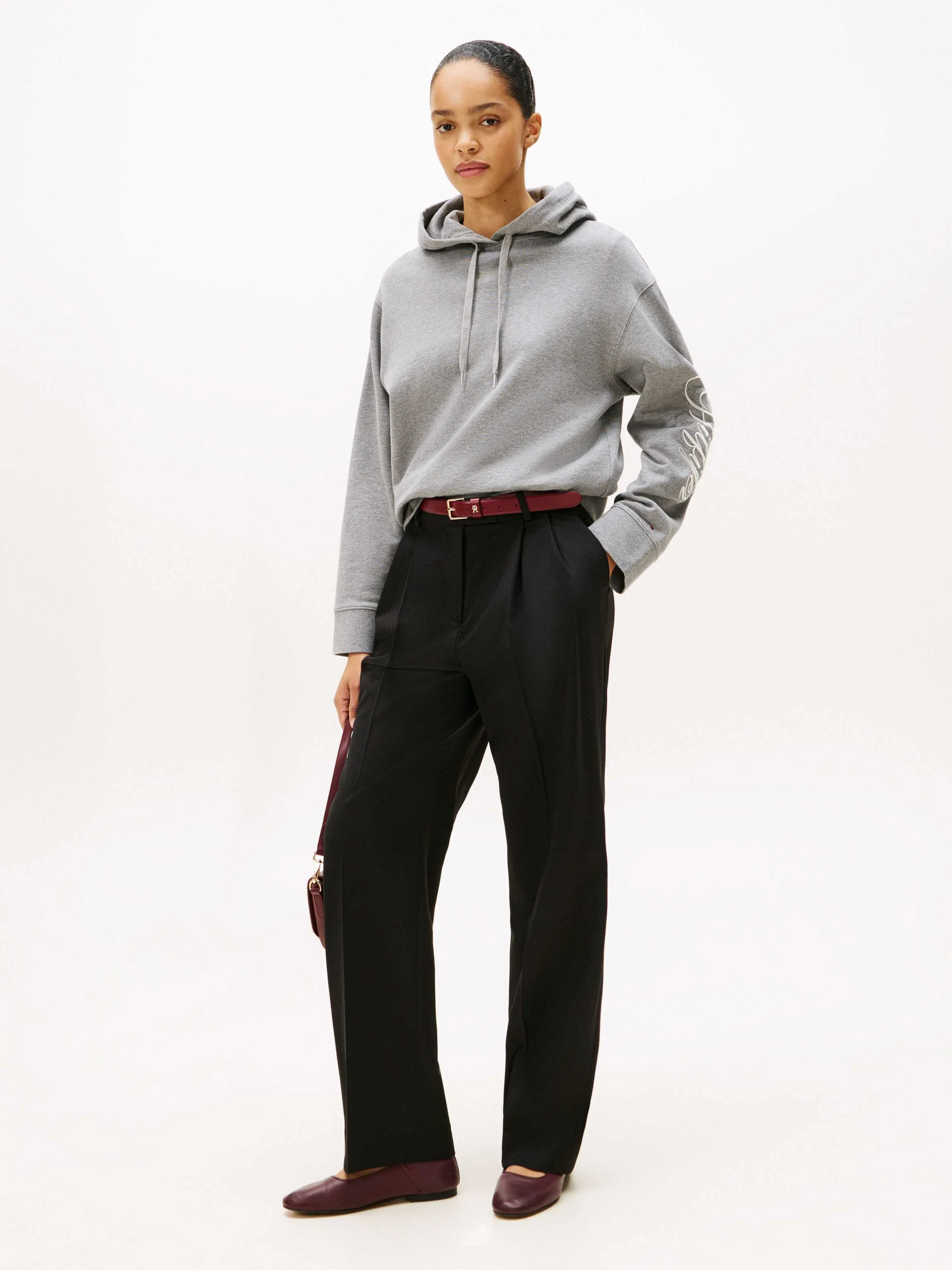 Tommy Hilfiger - SCRIPT MDRN REG... Tommy Hilfiger - SCRIPT MDRN REG...