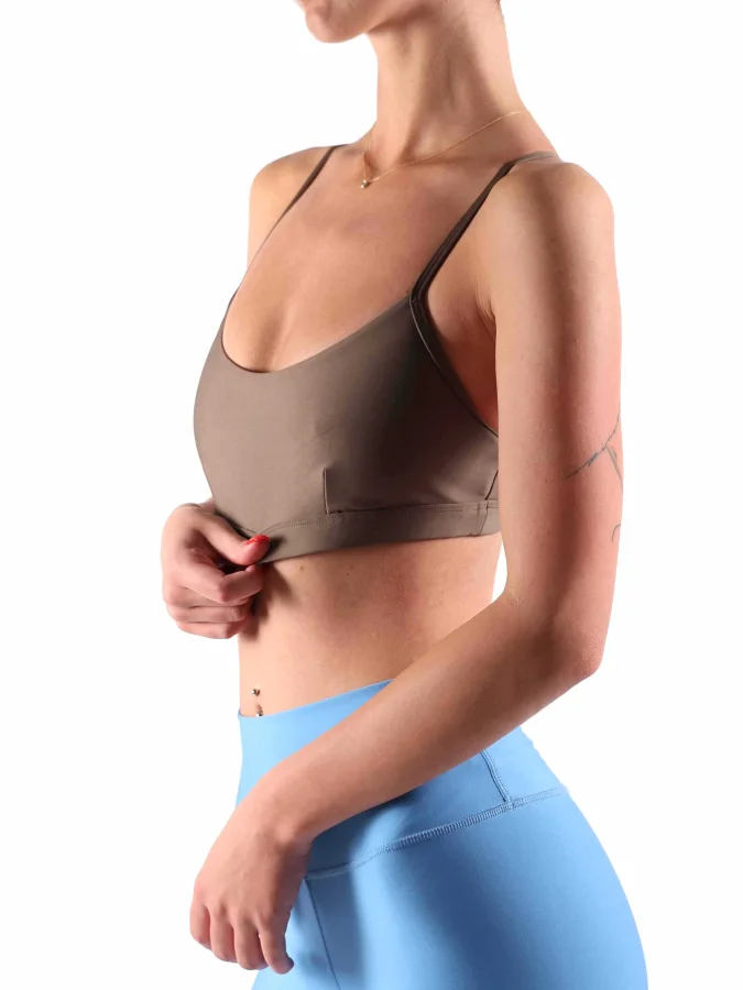 Alo Yoga - AIRLIFT INTRIGUE... 2