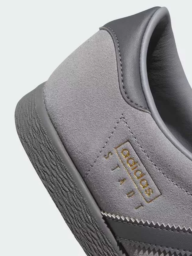 Adidas - STADT Adidas - STADT