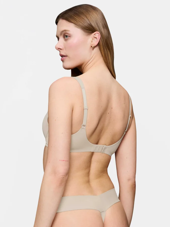 Triumph - Body Make-Up... 2