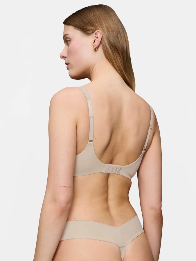 Triumph - Body Make-Up... 2