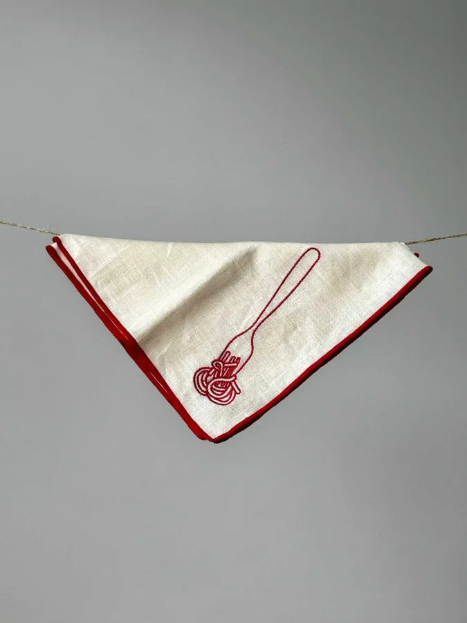 MÆGEN - White Napkins... 2