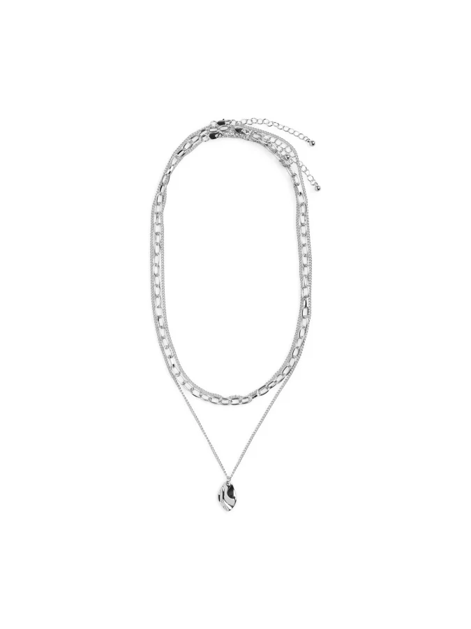 Pieces - PCSINA A NECKLACE...