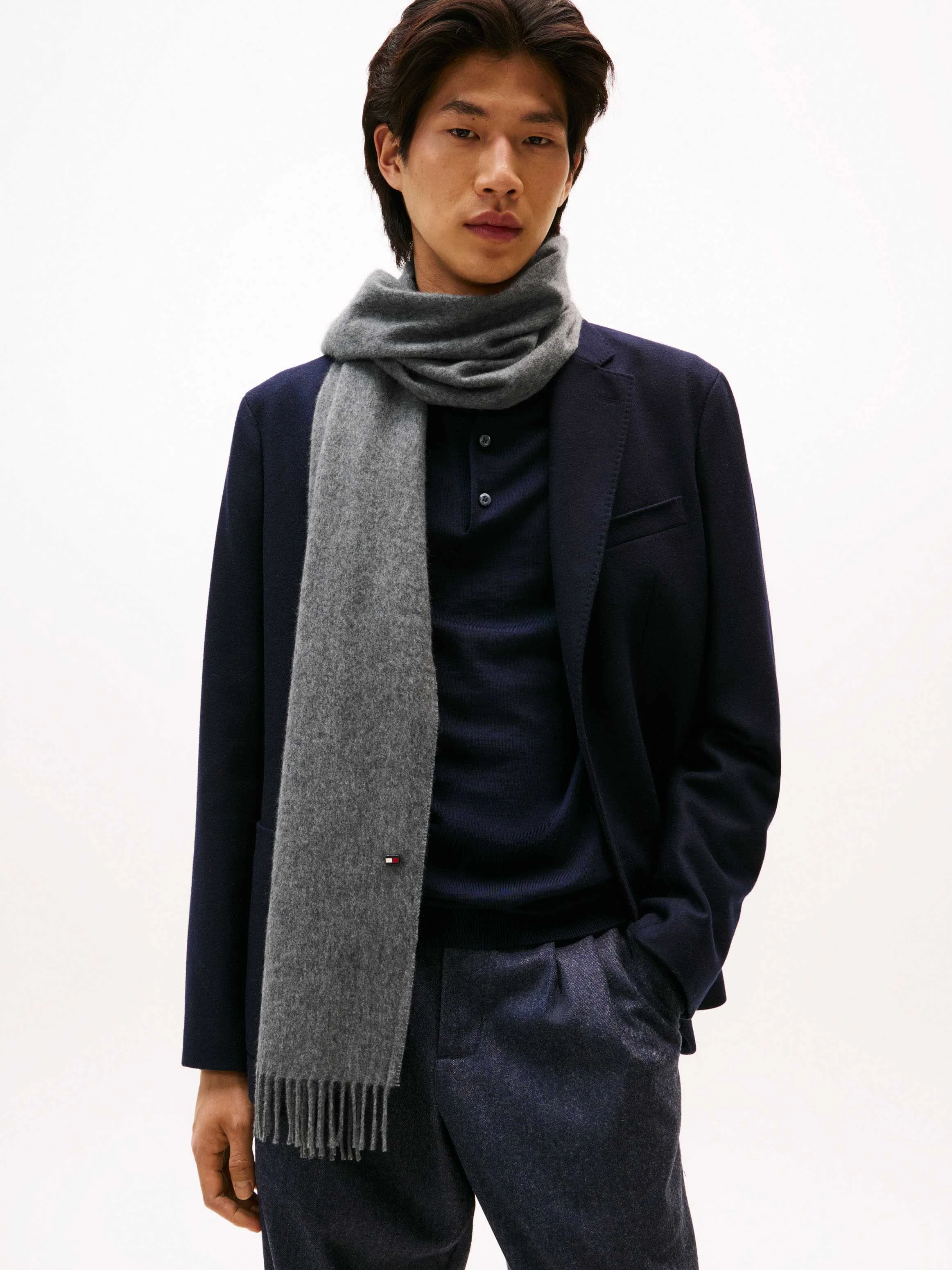 Tommy Hilfiger - TH FLAG CASHMERE SCARF Tommy Hilfiger - TH FLAG CASHMERE SCARF