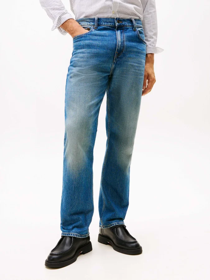 Tommy Hilfiger - RELAXED...