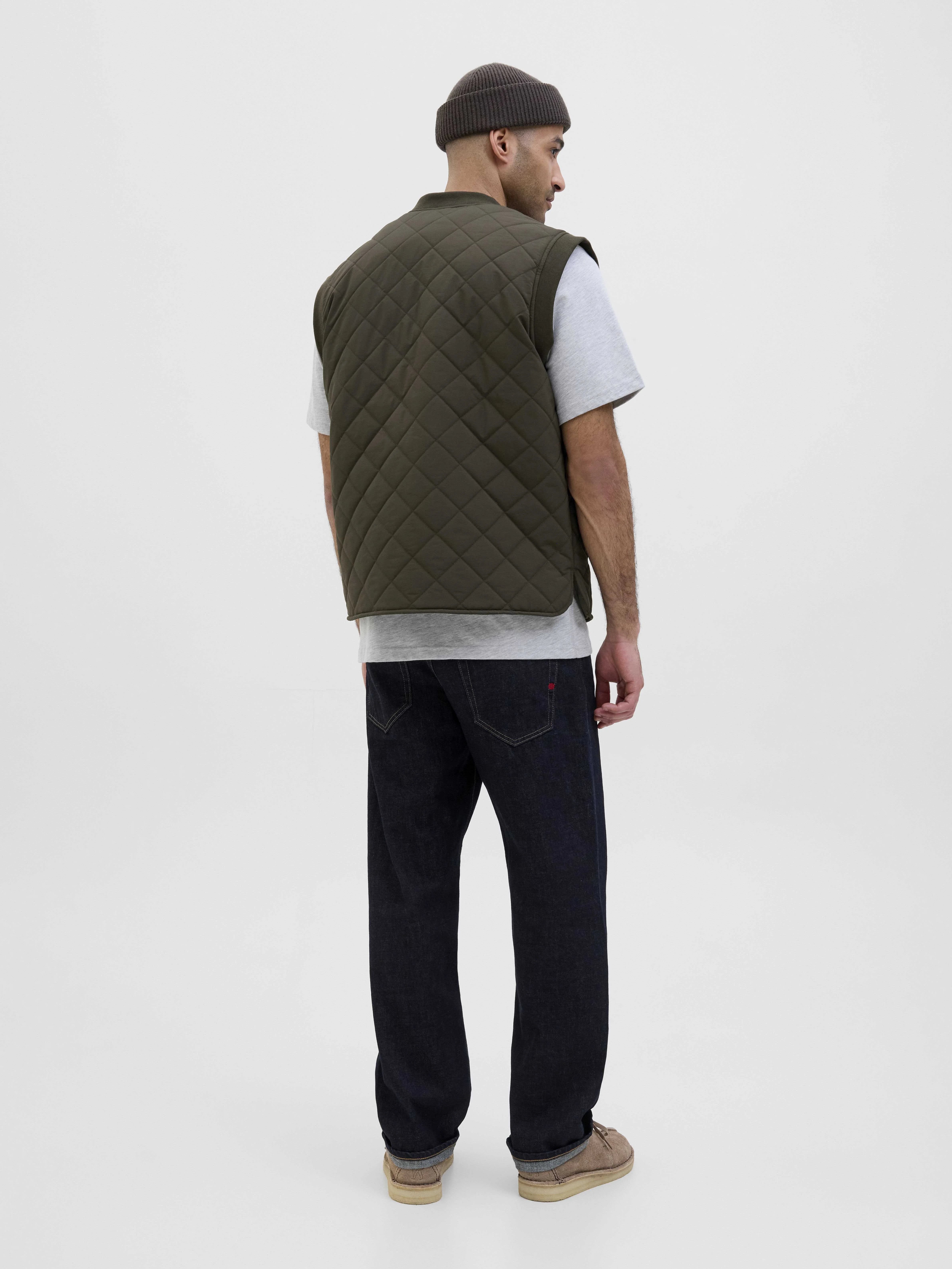Jack&Jones - RDDEVO QUILT VEST Jack&Jones - RDDEVO QUILT VEST