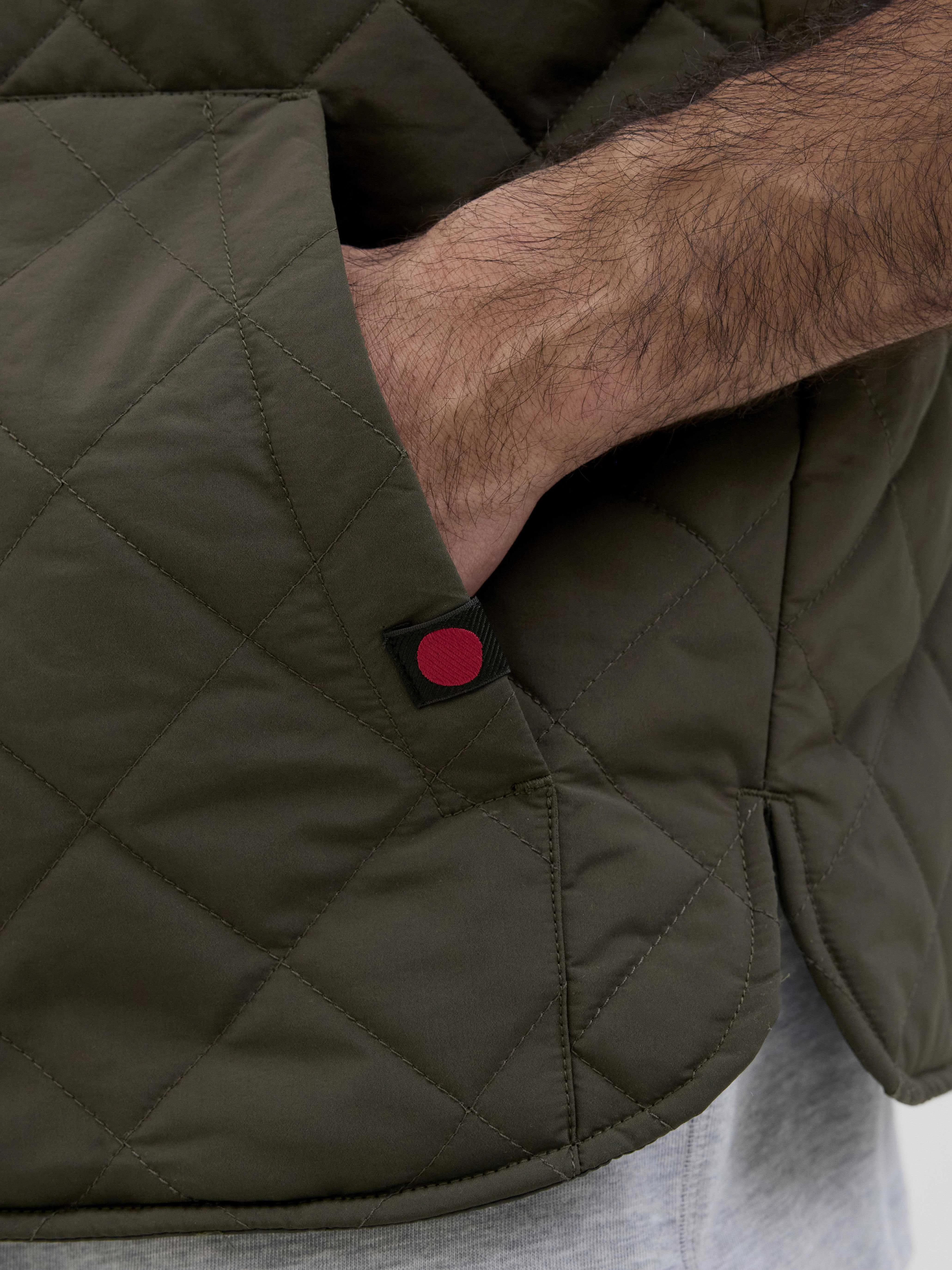 Jack&Jones - RDDEVO QUILT VEST Jack&Jones - RDDEVO QUILT VEST