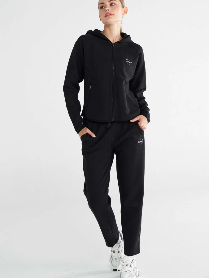 HUMMEL - TECH TRACKSUIT 2