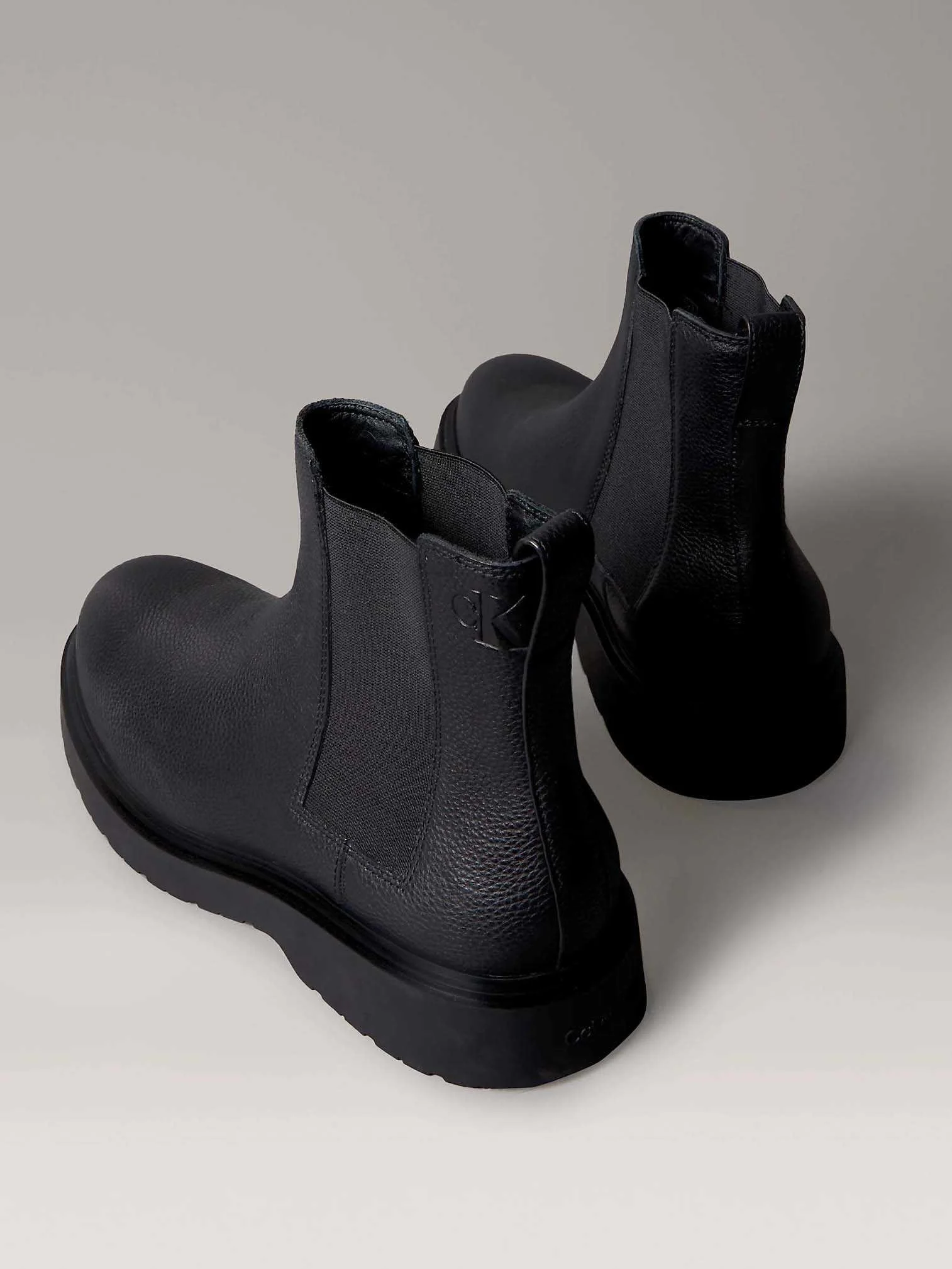 Calvin Klein - COMBAT ESS CHELSEA... Calvin Klein - COMBAT ESS CHELSEA...