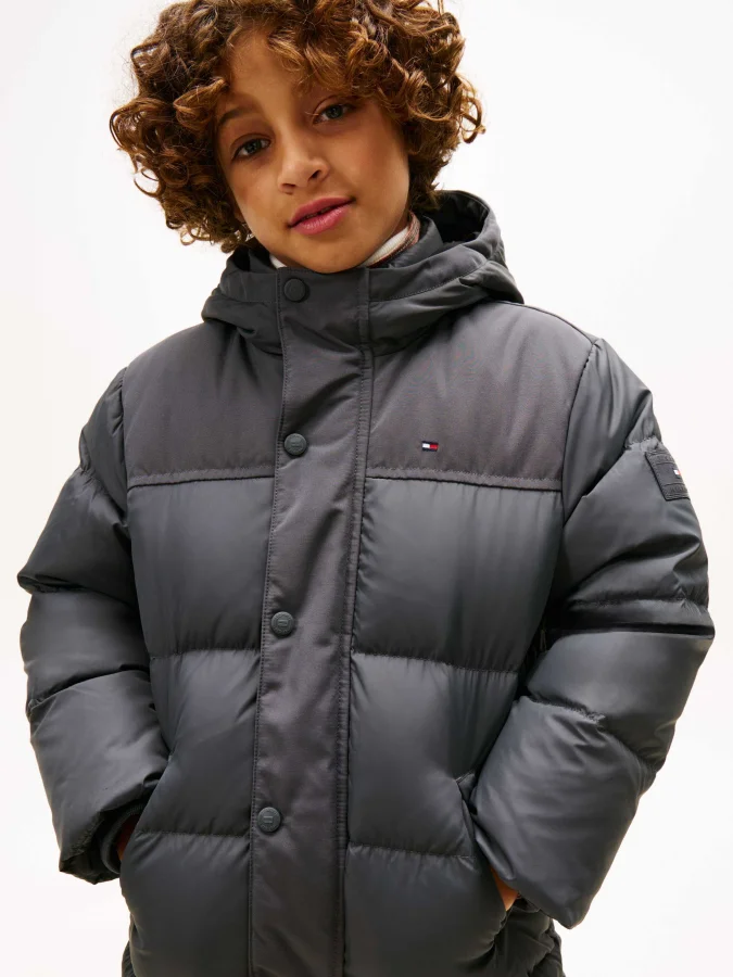 Tommy Hilfiger - MIX MEDIA... 2