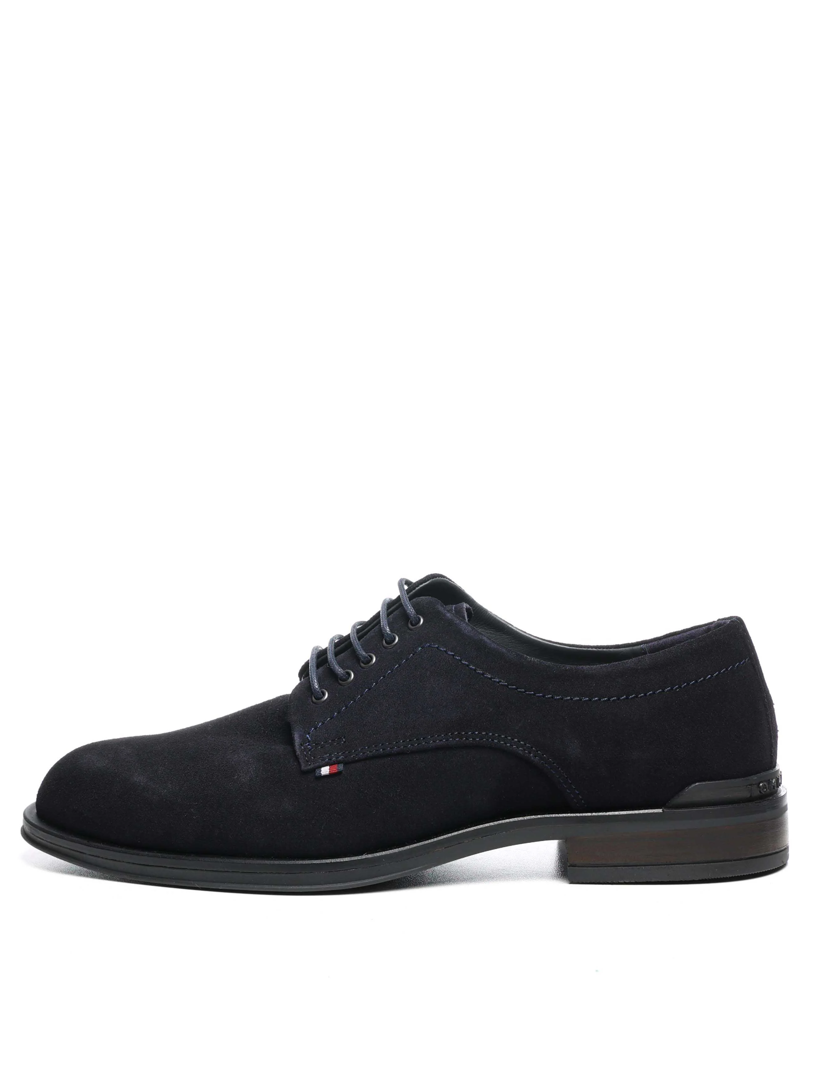 Tommy Hilfiger - CORPORATE HILFIGER... Tommy Hilfiger - CORPORATE HILFIGER...