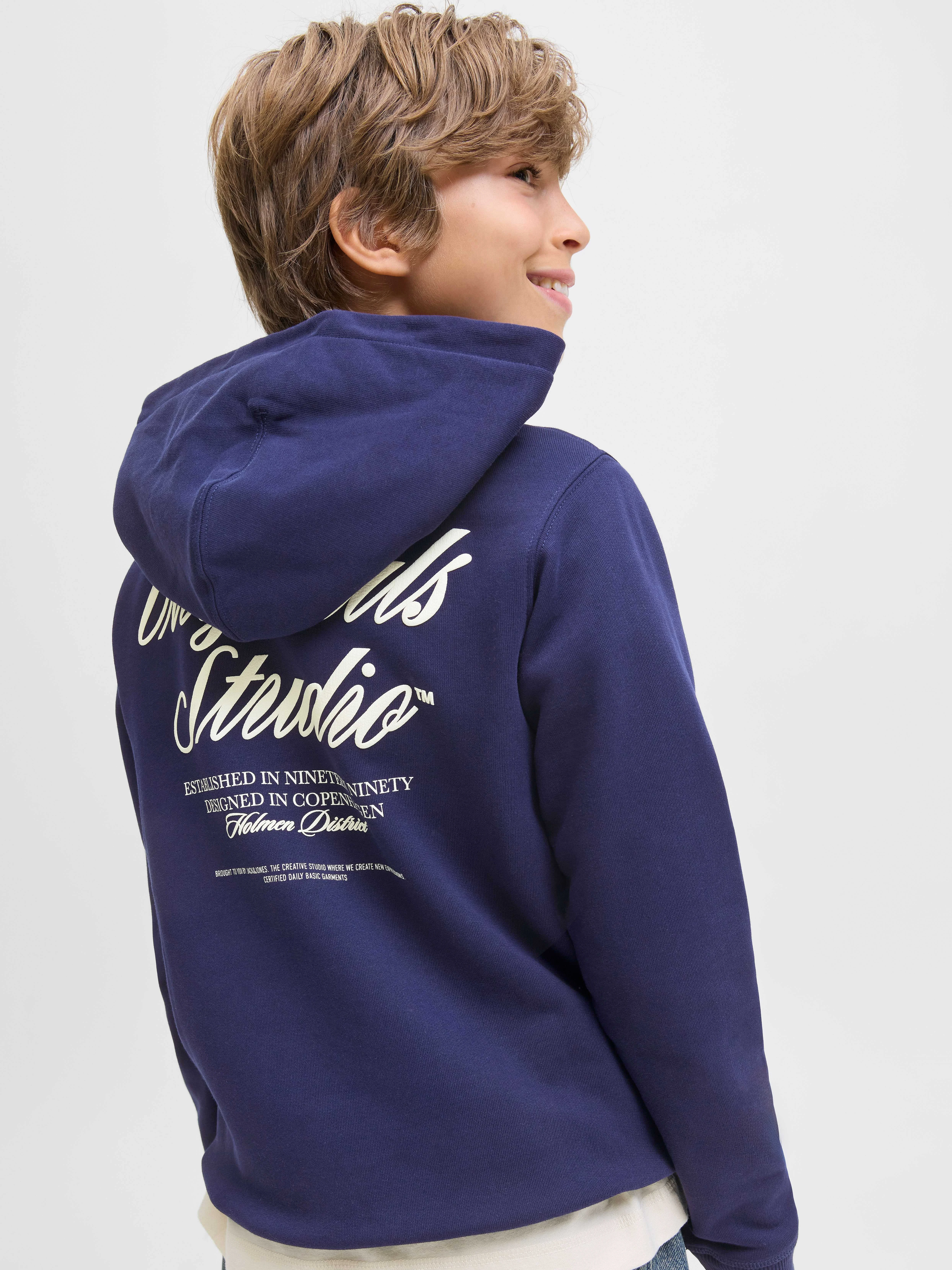 Jack&Jones - JORNORREBRO TYPO BACK... Jack&Jones - JORNORREBRO TYPO BACK...