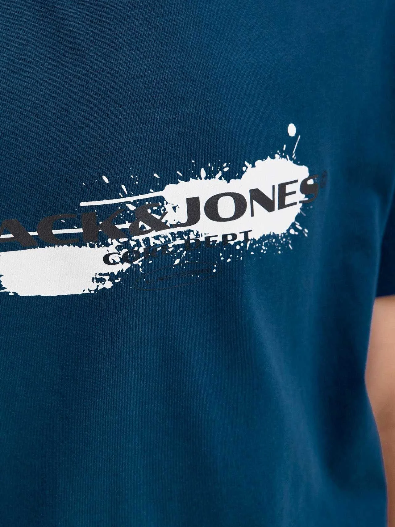 Jack&Jones - JCOCONDOR TEE SS CREW... Jack&Jones - JCOCONDOR TEE SS CREW...