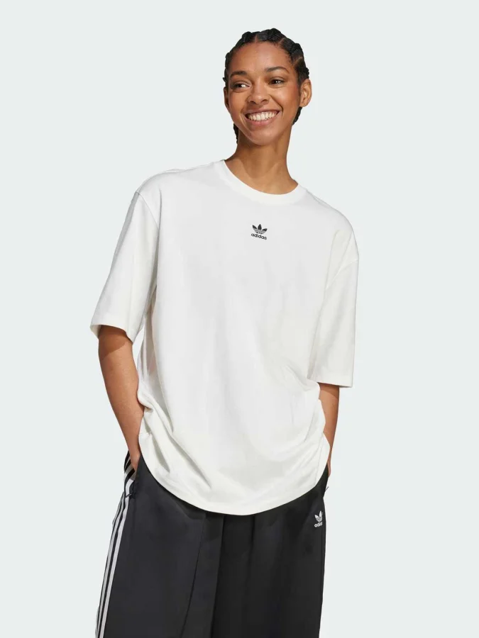 Adidas - ESS BOYFR TEE