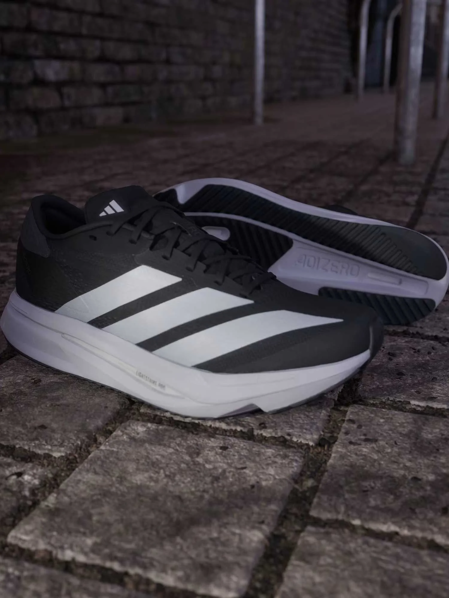 Adidas - ADIZERO SL2 W Adidas - ADIZERO SL2 W