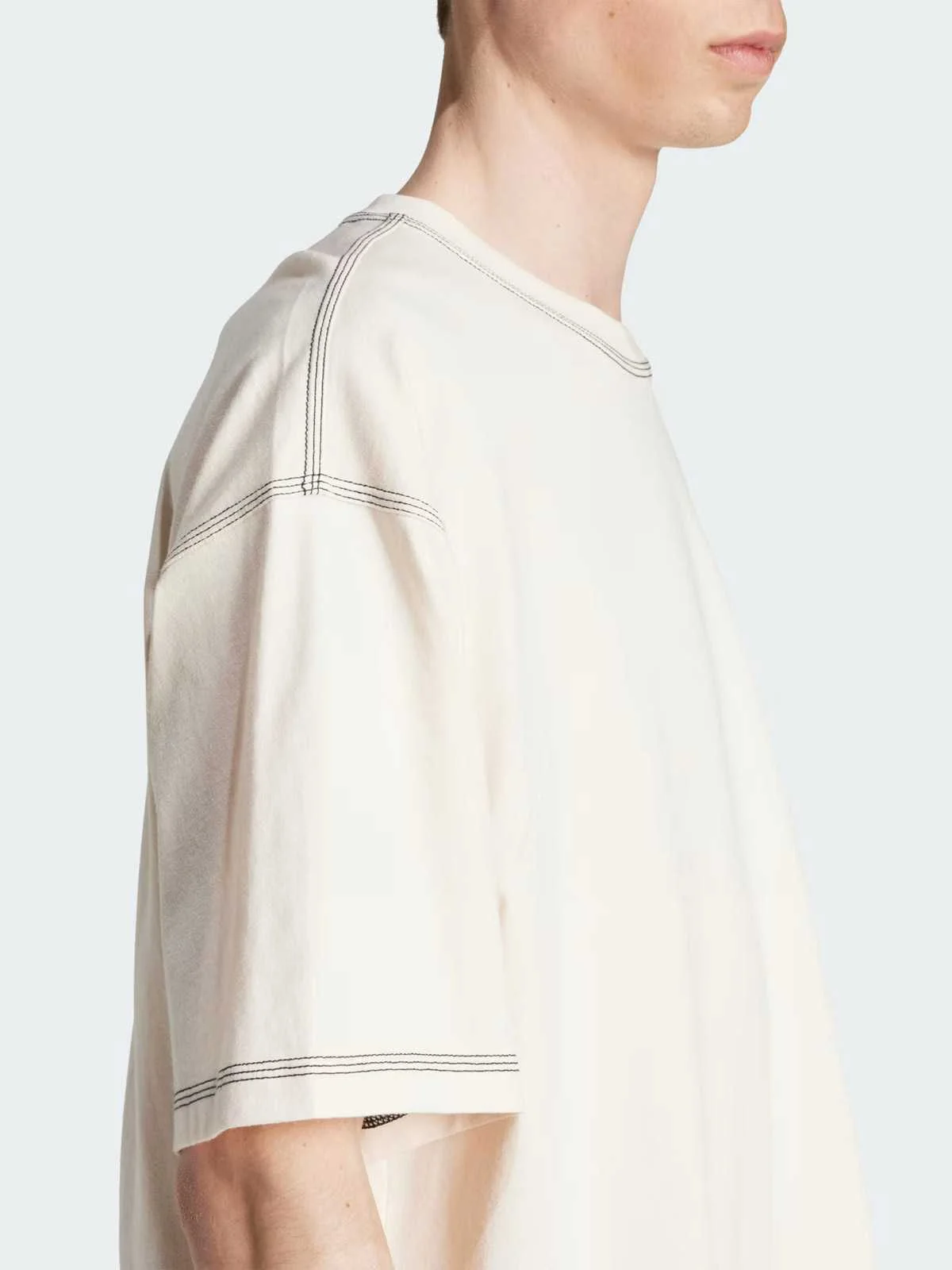 Adidas - ESSENTIALS TEE Adidas - ESSENTIALS TEE