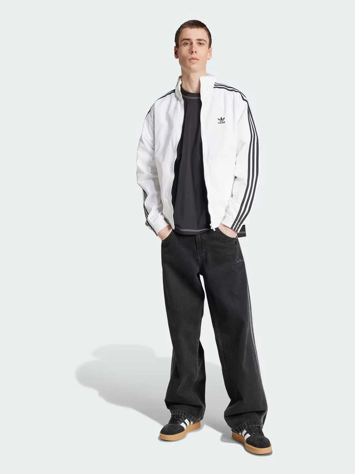 Adidas - ESSENTIALS TEE Adidas - ESSENTIALS TEE