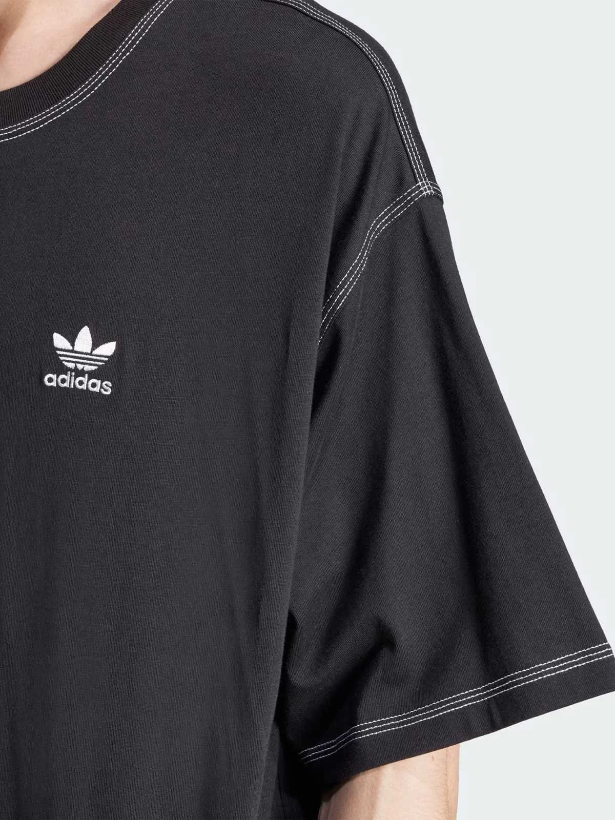 Adidas - ESSENTIALS TEE Adidas - ESSENTIALS TEE