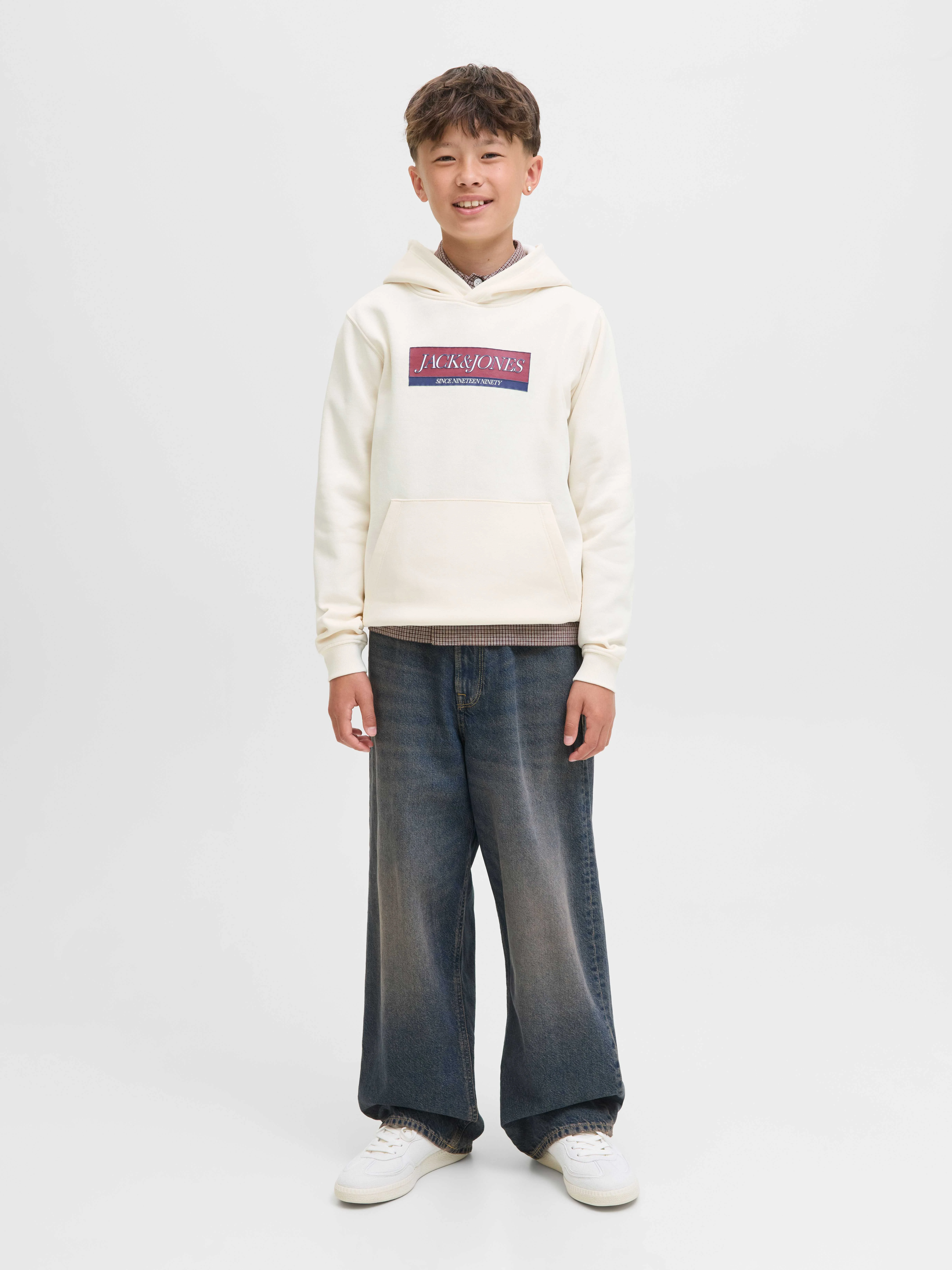 Jack&Jones - JORINWOOD BLOCK BRANDING... Jack&Jones - JORINWOOD BLOCK BRANDING...