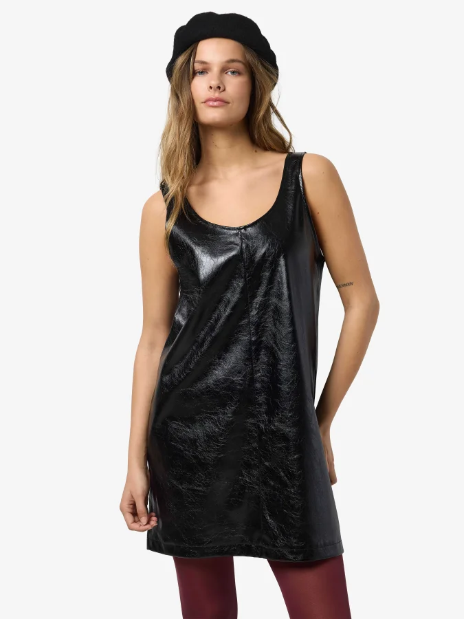 Noisy May - NMKANE PINAFORE...