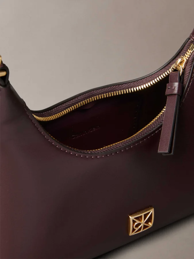 Calvin Klein - EMBLEM HW... 2