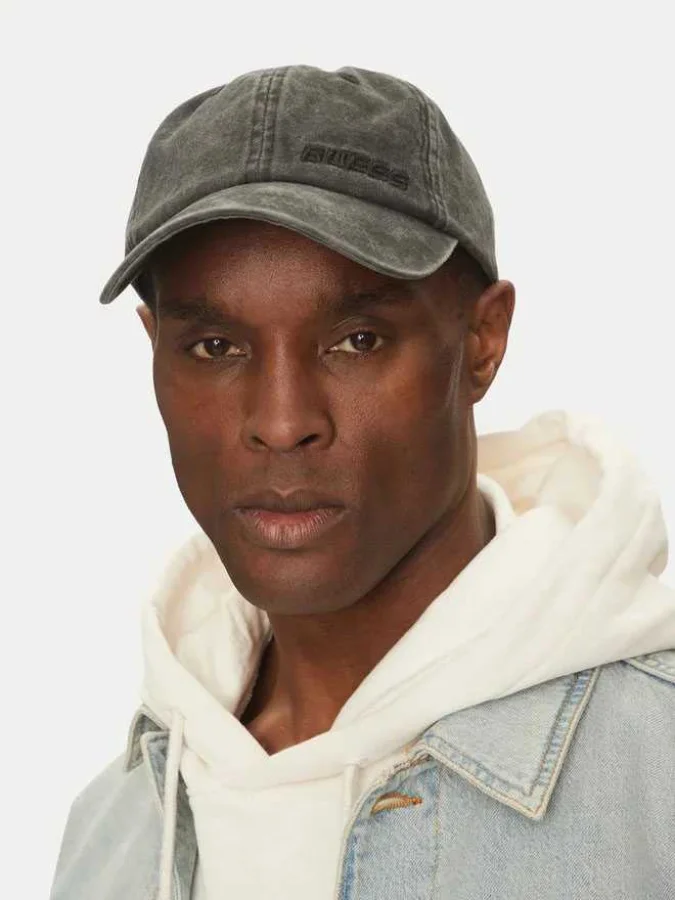 GUESS - MERAK COLD DYE CAP
