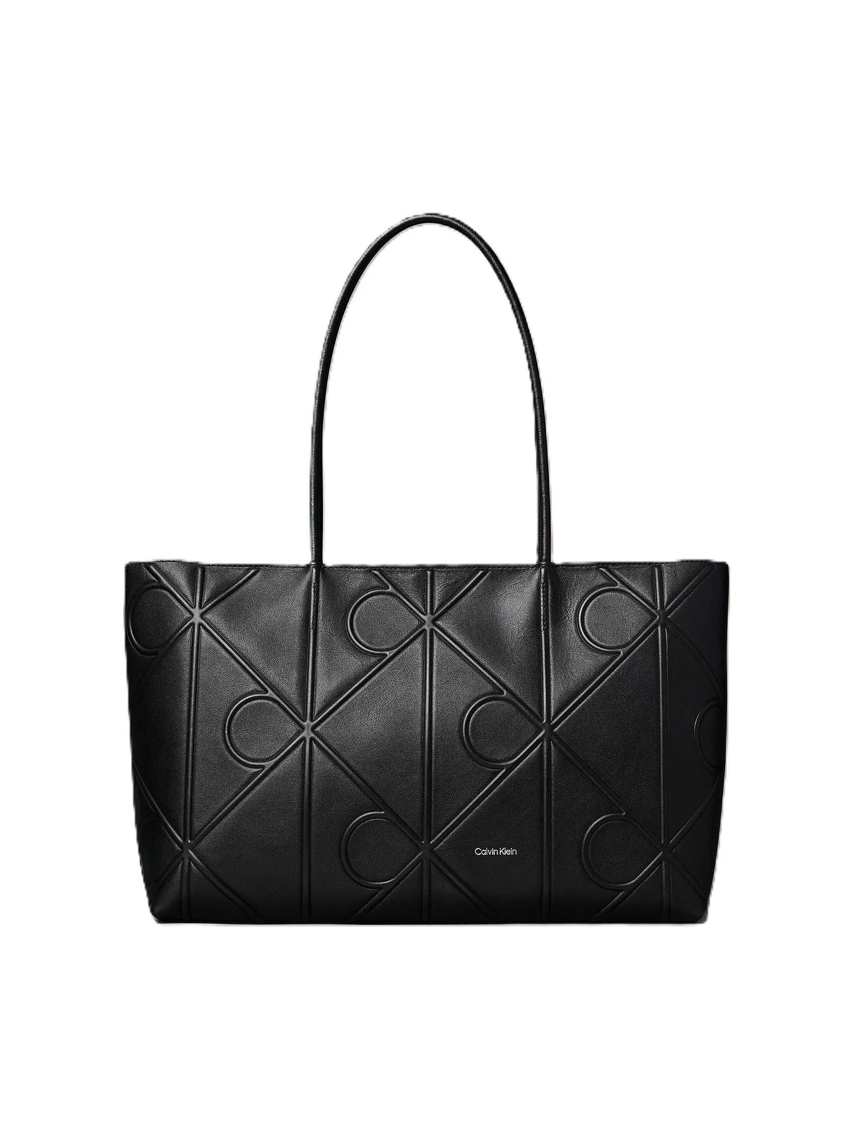Calvin Klein - EMBLEM AOP EMBOSSED... Calvin Klein - EMBLEM AOP EMBOSSED...