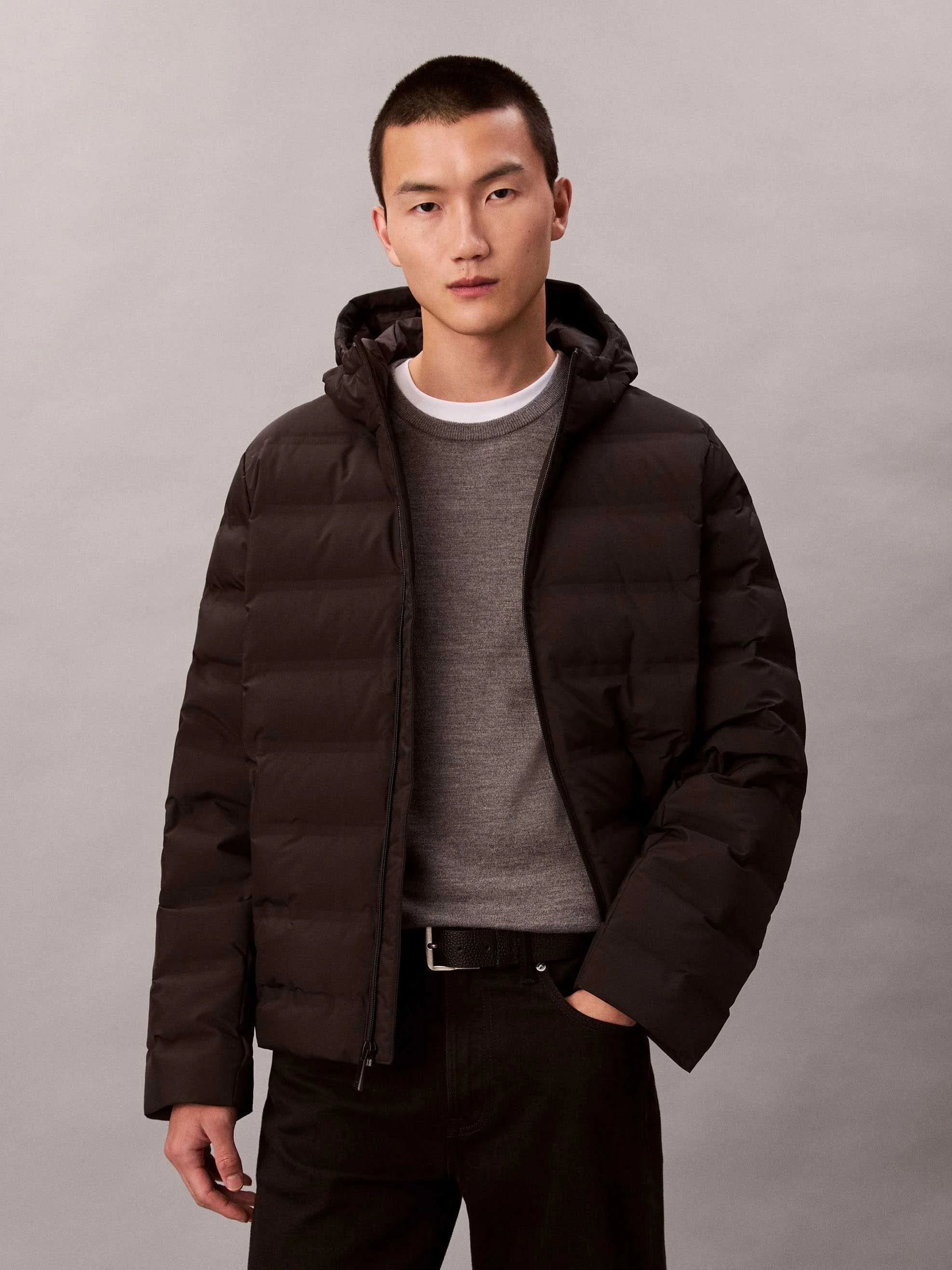 Calvin Klein - LS PACKABLE EMBOSSED... Calvin Klein - LS PACKABLE EMBOSSED...