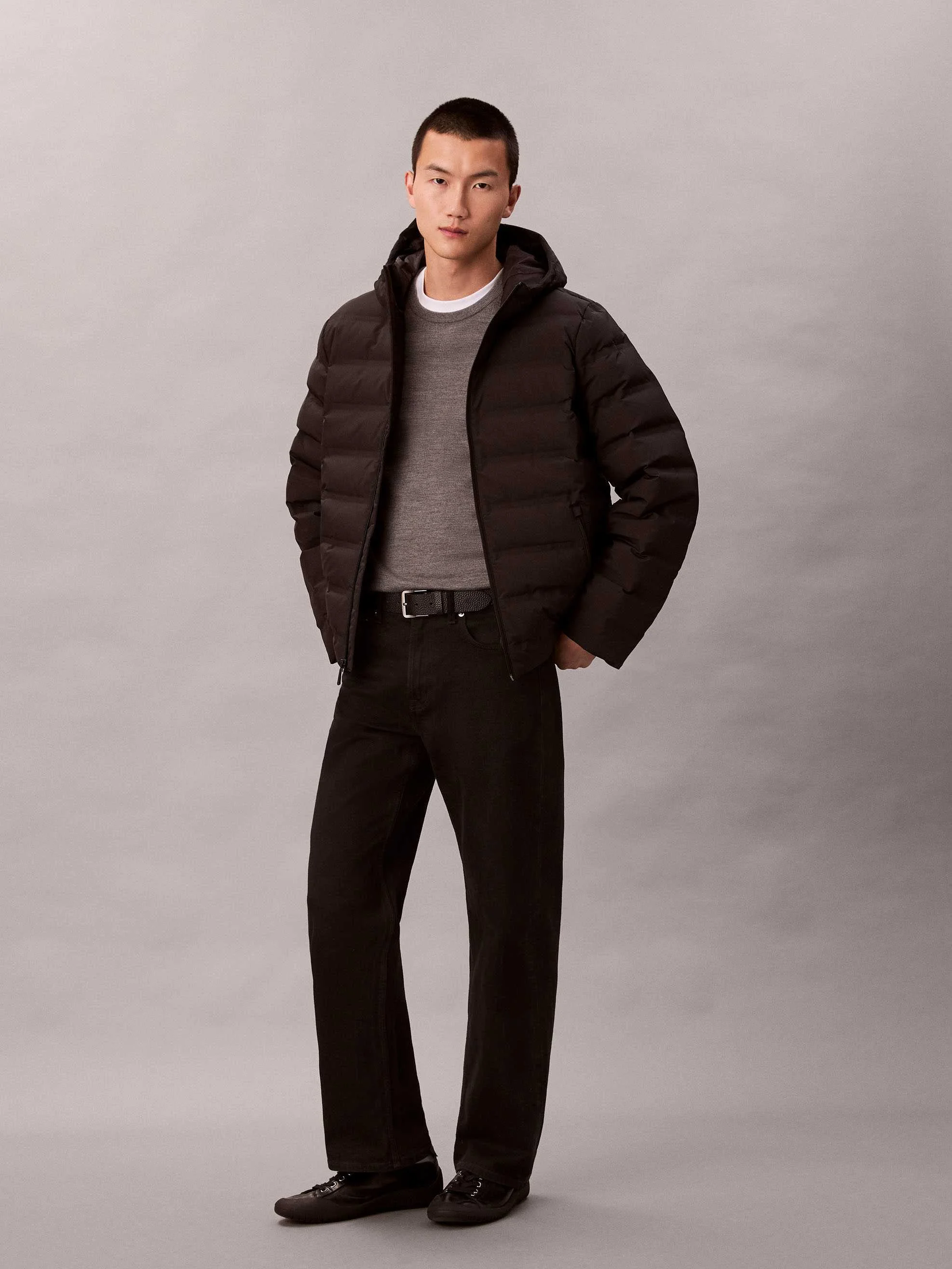Calvin Klein - LS PACKABLE EMBOSSED... Calvin Klein - LS PACKABLE EMBOSSED...