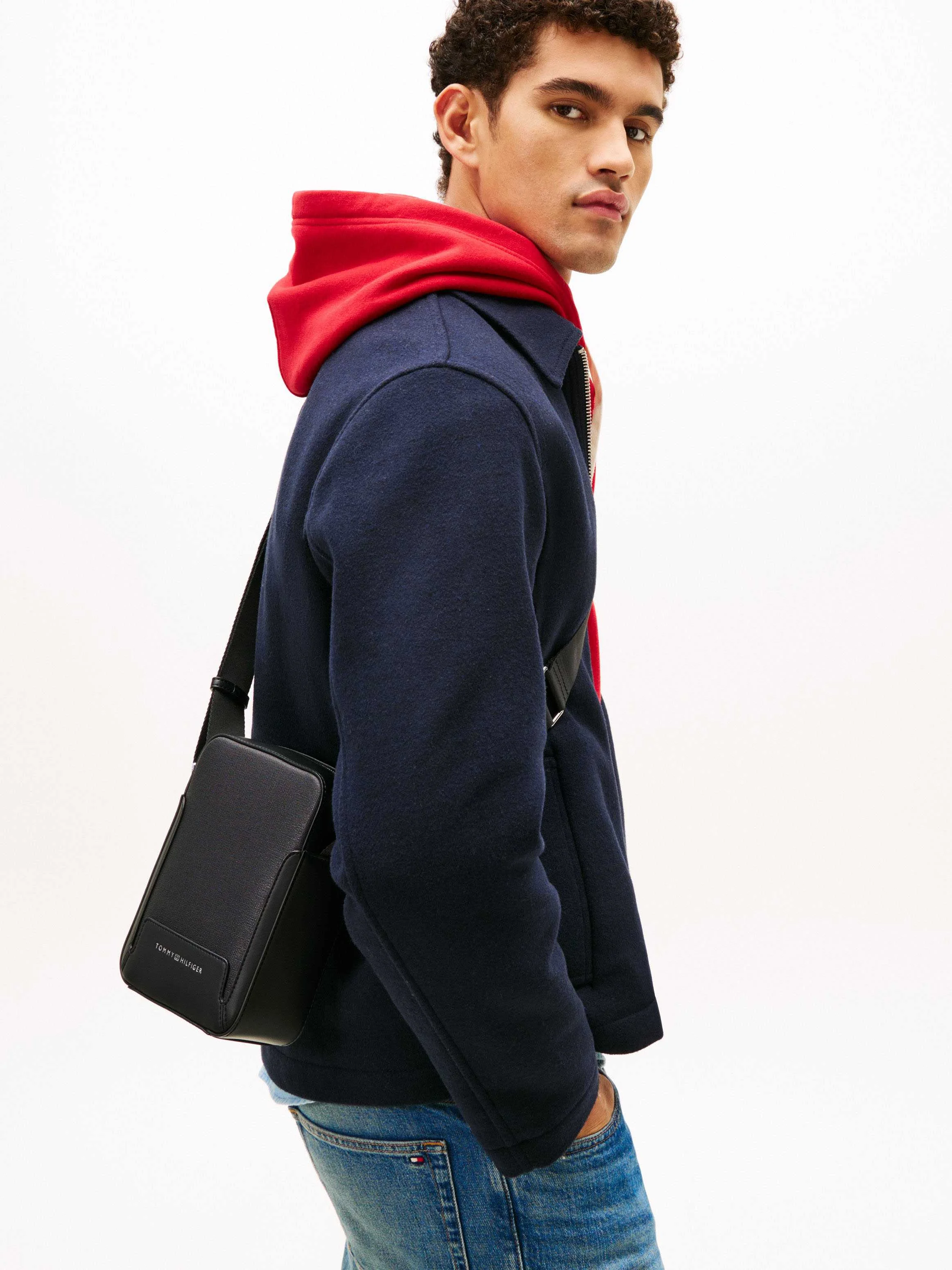 Tommy Hilfiger - TH MODERN MINI REPORTER Tommy Hilfiger - TH MODERN MINI REPORTER