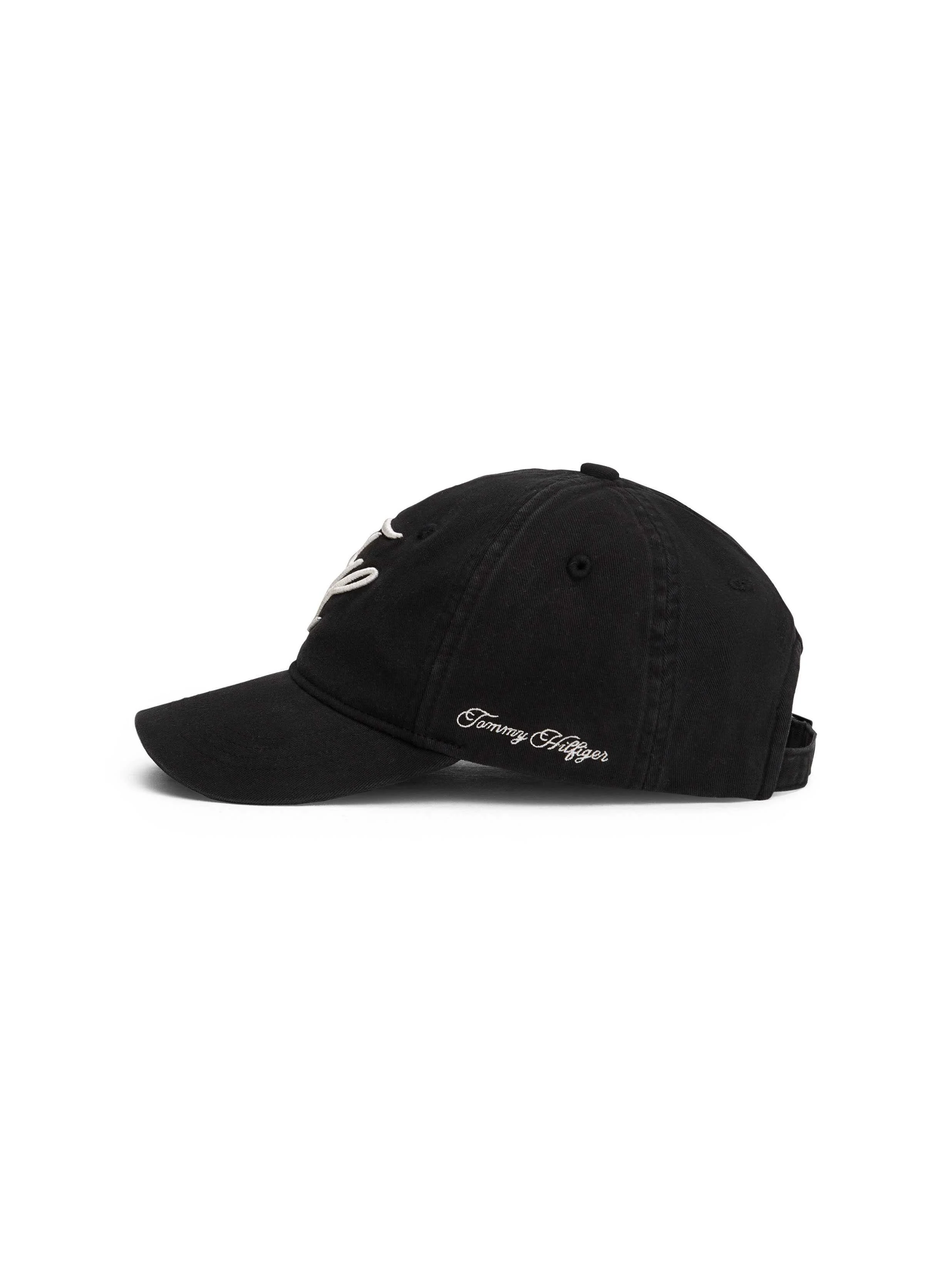 Tommy Hilfiger - TH EMBROIDERED CAP Tommy Hilfiger - TH EMBROIDERED CAP