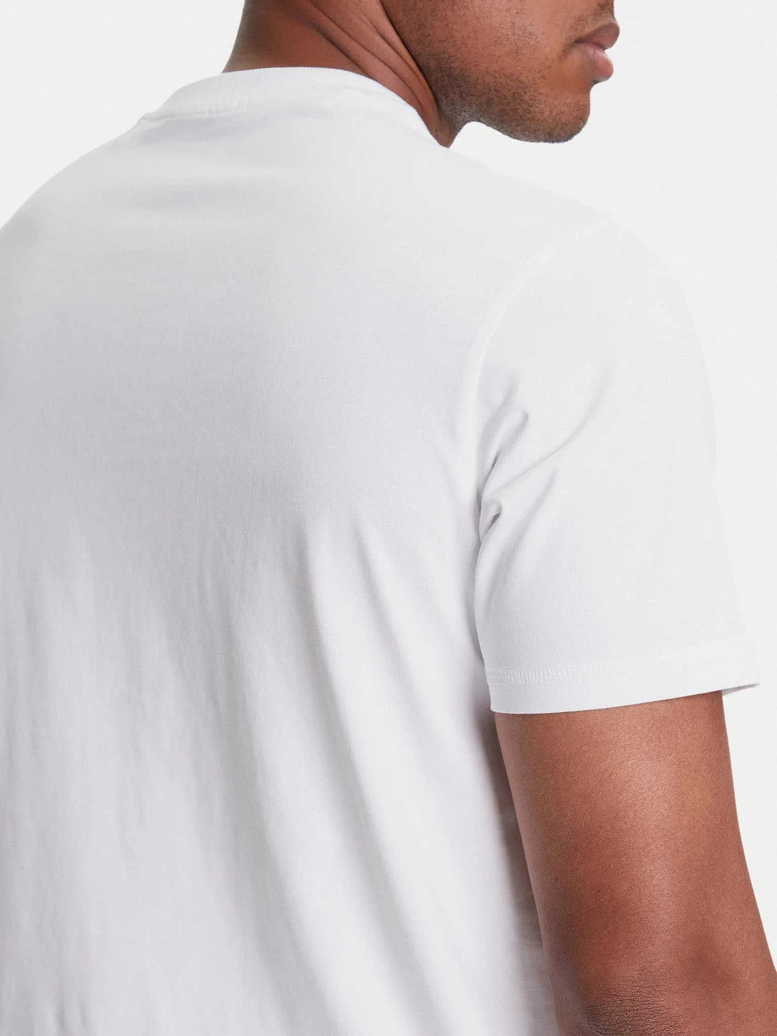 GUESS - CN SS MARINA EMBROIDERY TEE GUESS - CN SS MARINA EMBROIDERY TEE