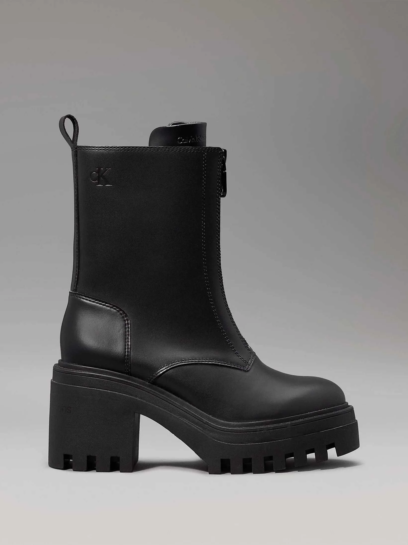 Calvin Klein - CHUNKY HEELED ZIP BOOT... Calvin Klein - CHUNKY HEELED ZIP BOOT...