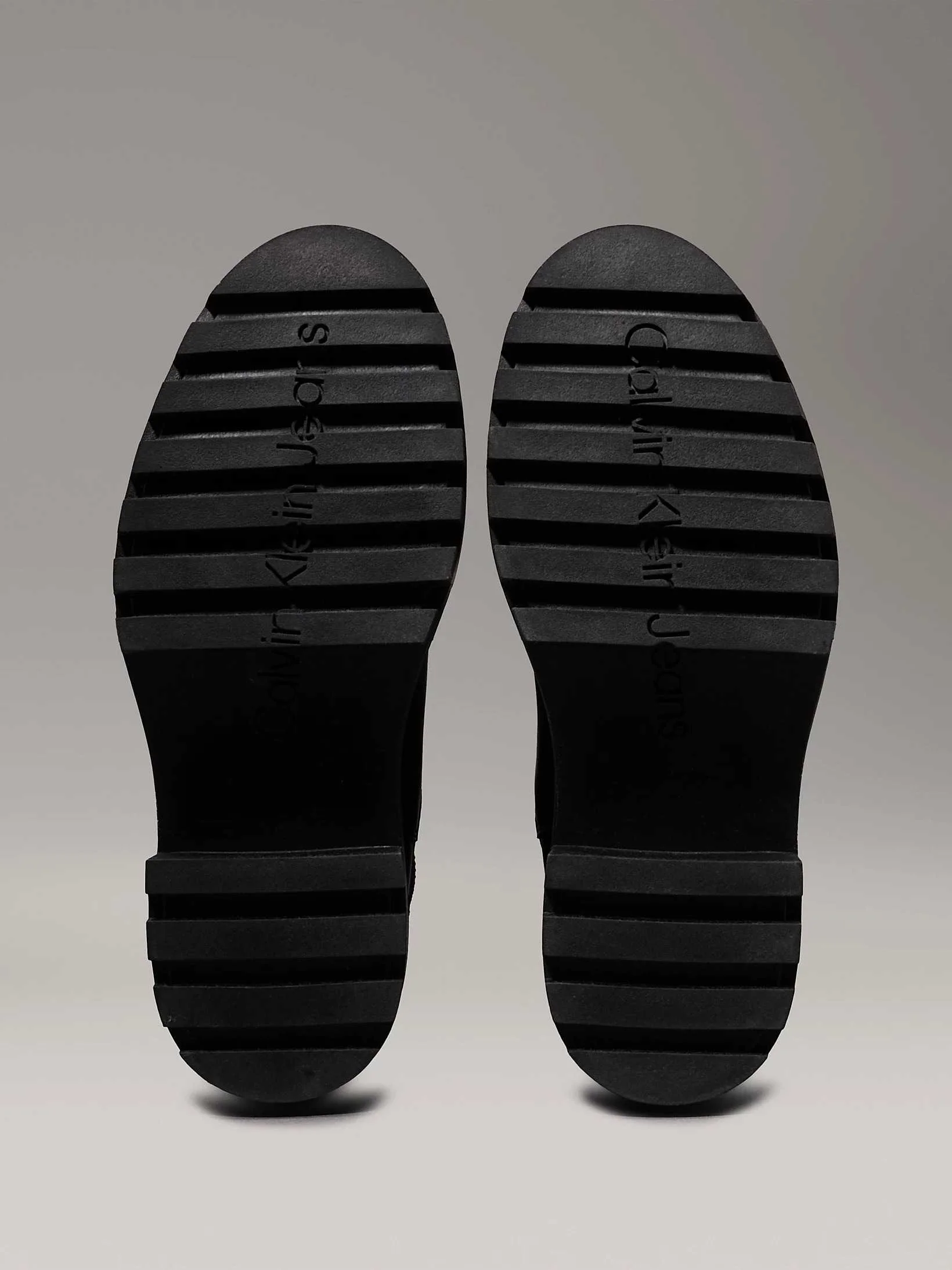 Calvin Klein - CHUNKY HEELED CHELSEA LTH Calvin Klein - CHUNKY HEELED CHELSEA LTH