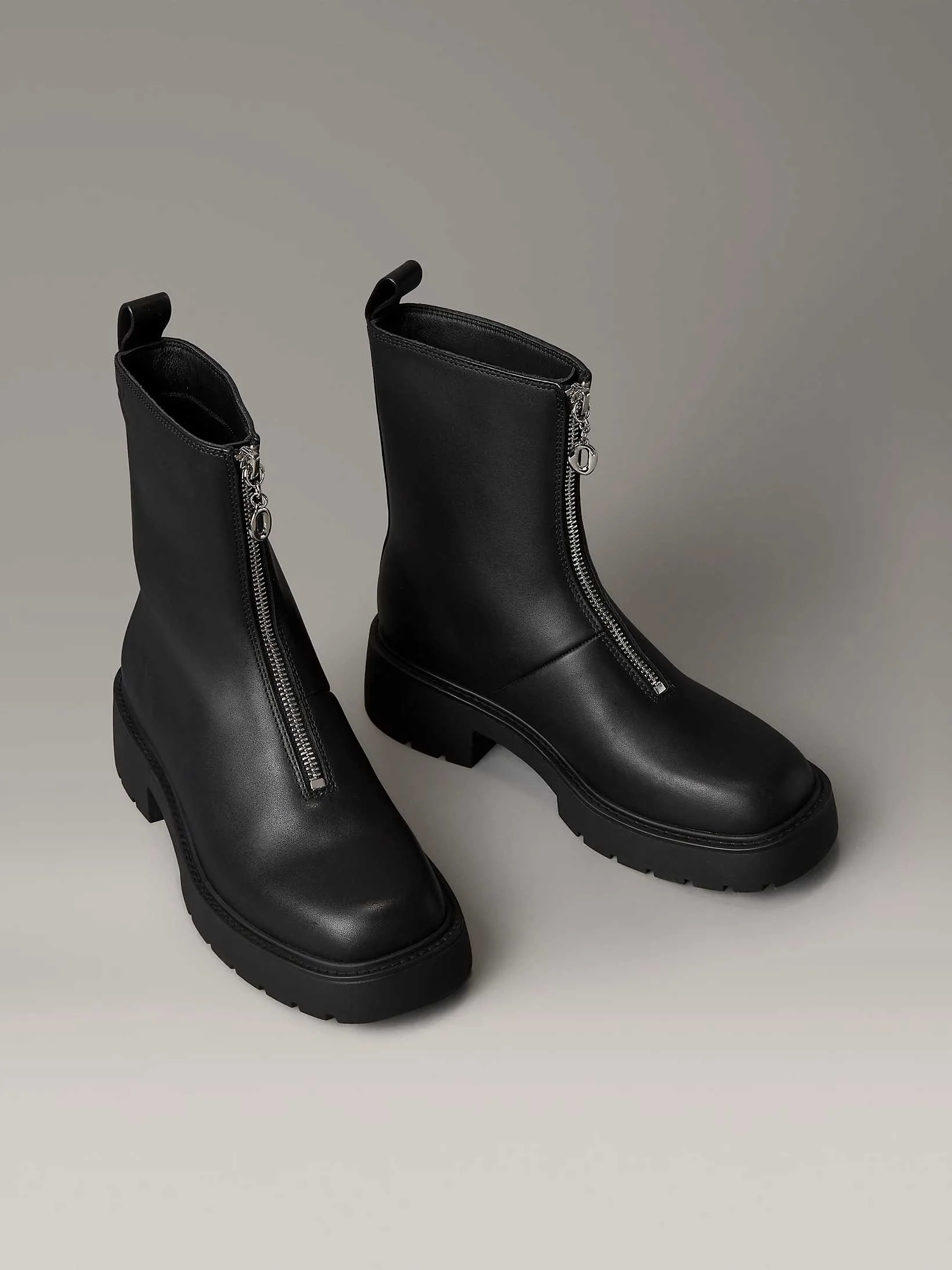 Calvin Klein - CHUNKY FRONT ZIP BOOT Calvin Klein - CHUNKY FRONT ZIP BOOT