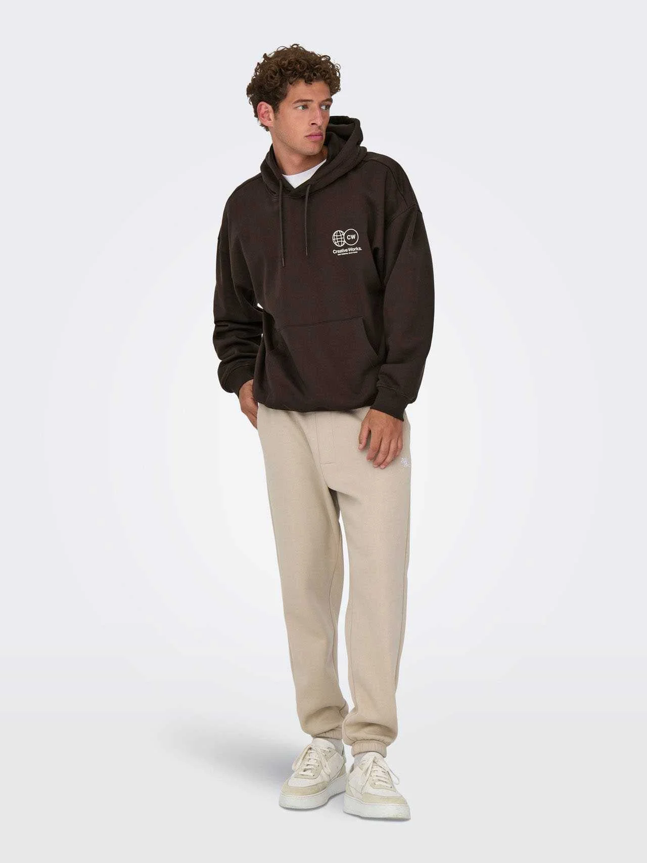 ONLY & SONS - ONSGALLERY VTG HOODIE ONLY & SONS - ONSGALLERY VTG HOODIE