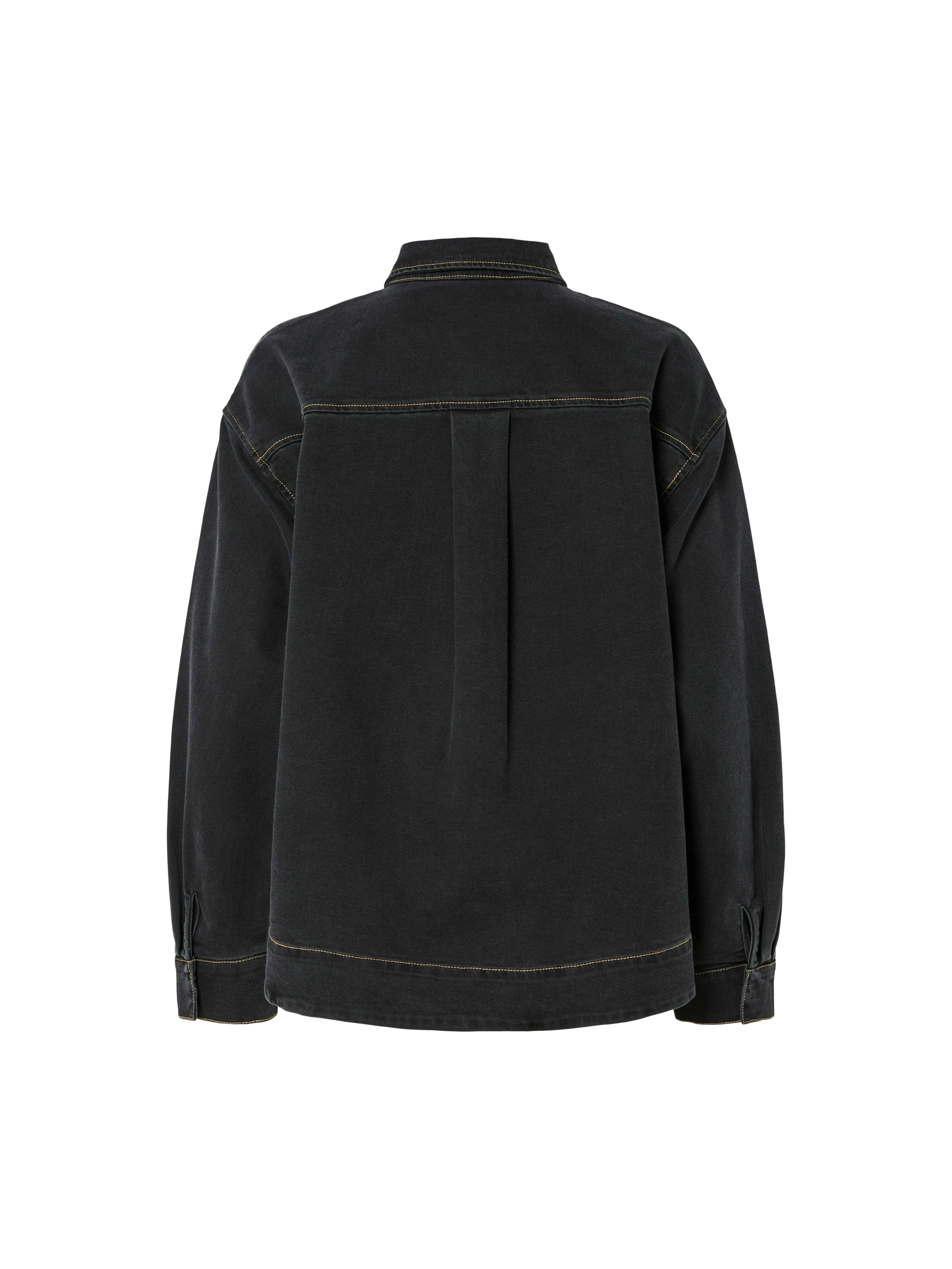 Pieces - PCMATHEA LS CURVED DENIM SHIRT Pieces - PCMATHEA LS CURVED DENIM SHIRT