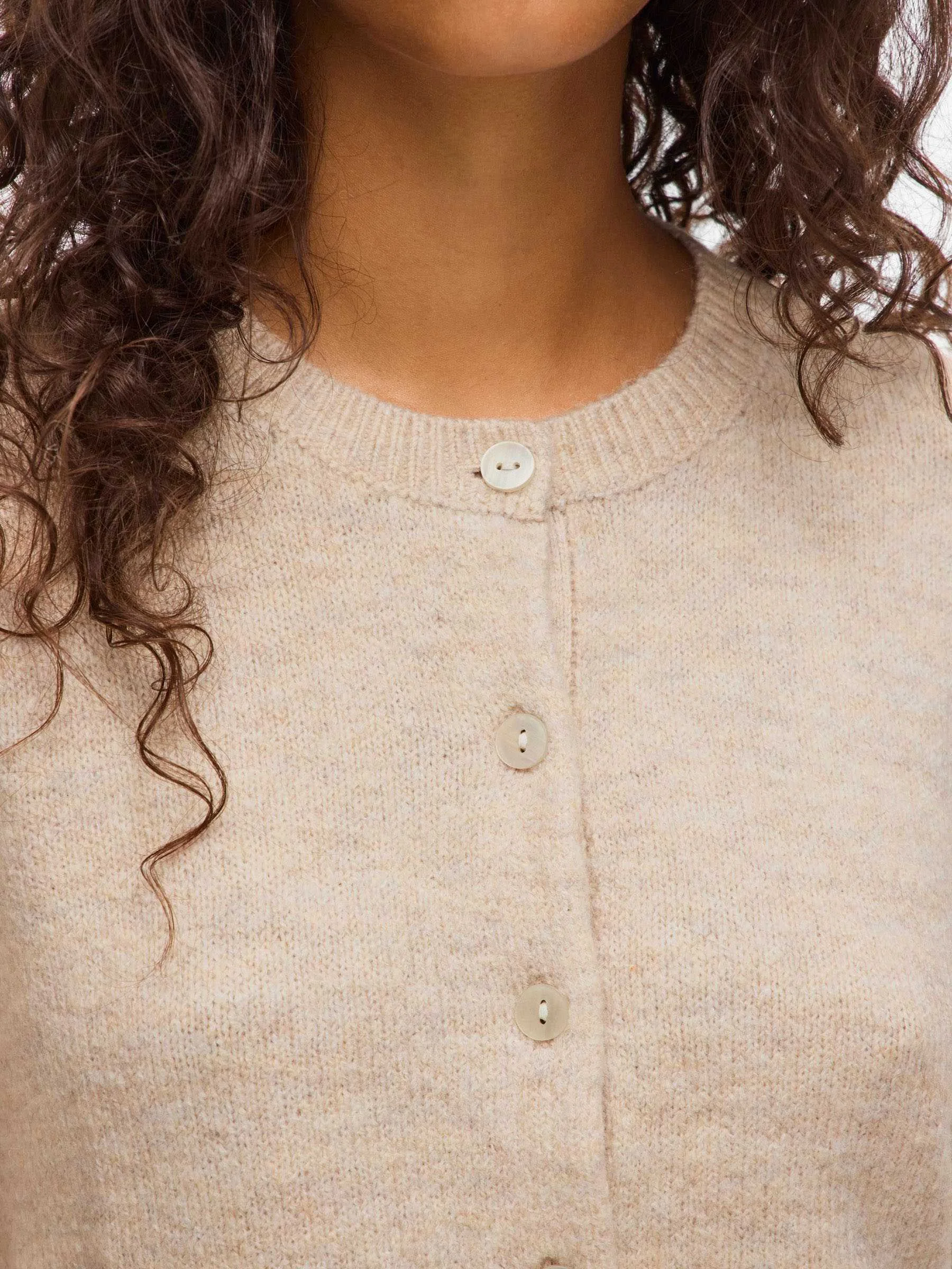 VILA - VIGLADYS O-NECK L/S KNIT... VILA - VIGLADYS O-NECK L/S KNIT...