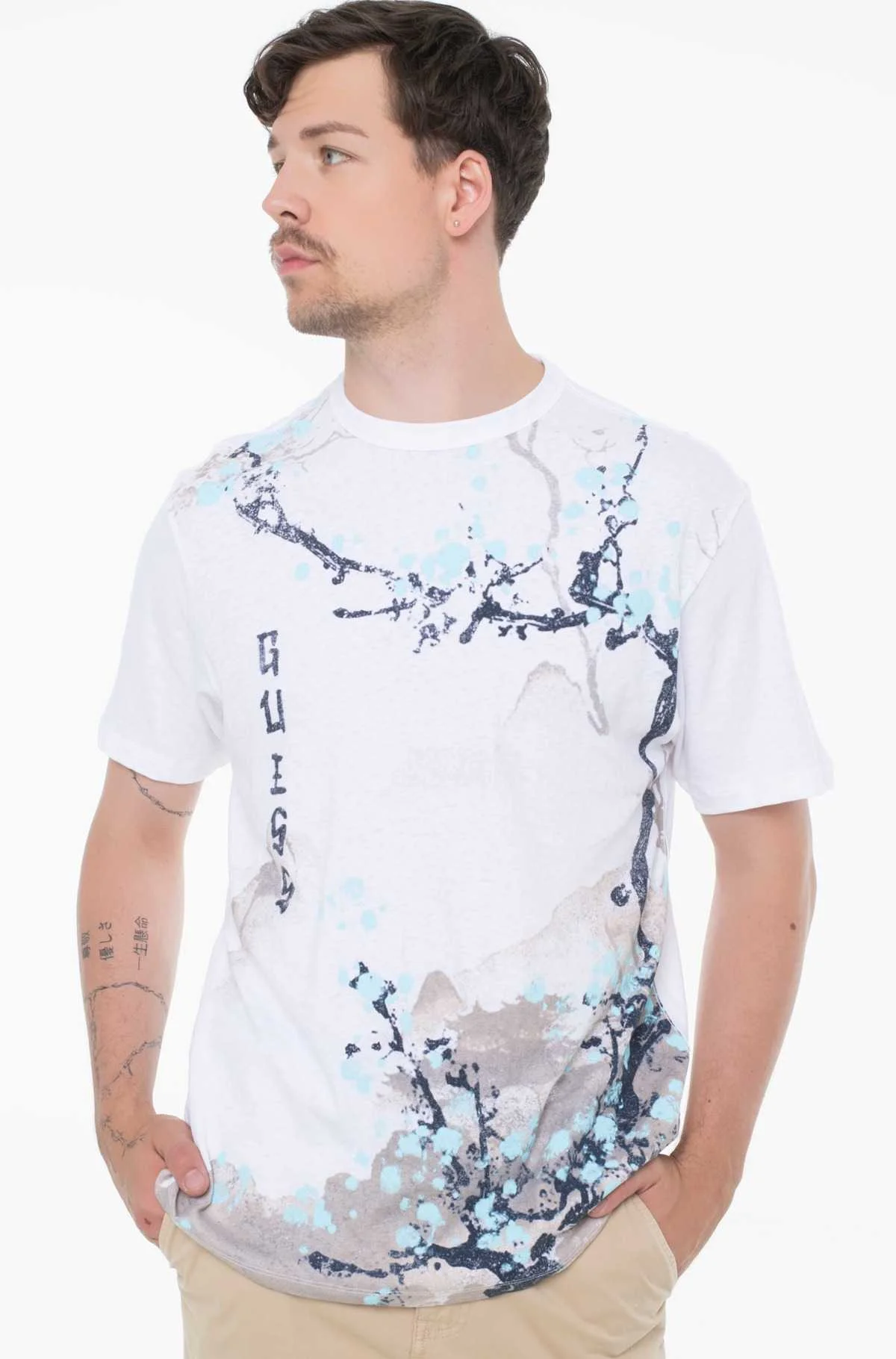 GUESS - SS CN JAPAN TEE GUESS - SS CN JAPAN TEE