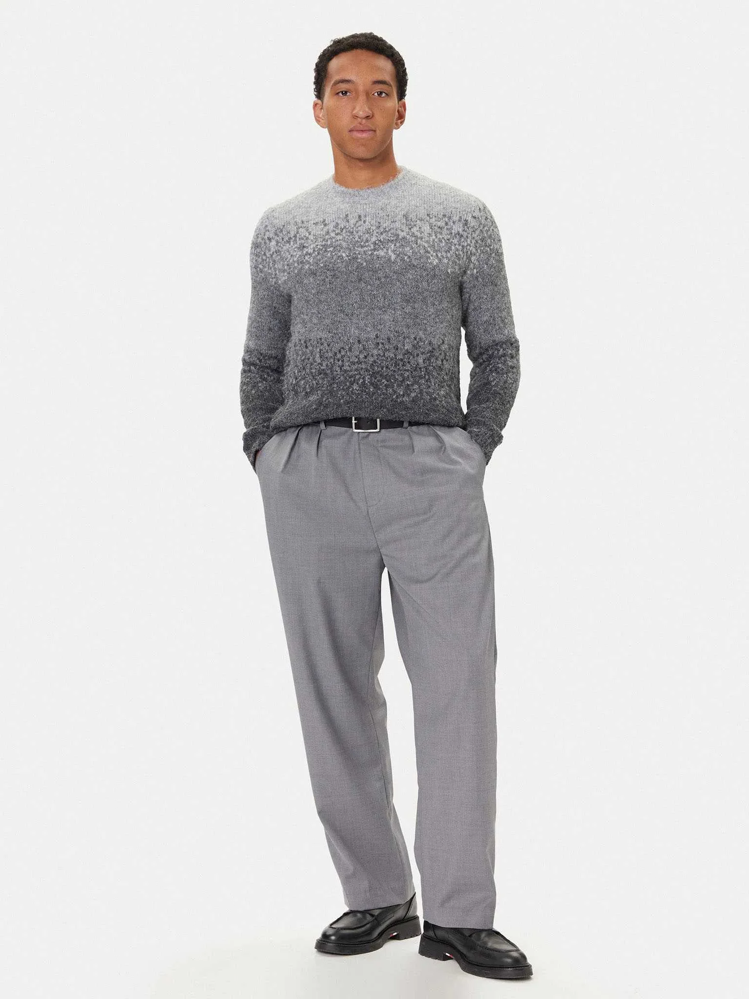 GUESS - LS CN TREY MARLED STRIPE SWTR GUESS - LS CN TREY MARLED STRIPE SWTR