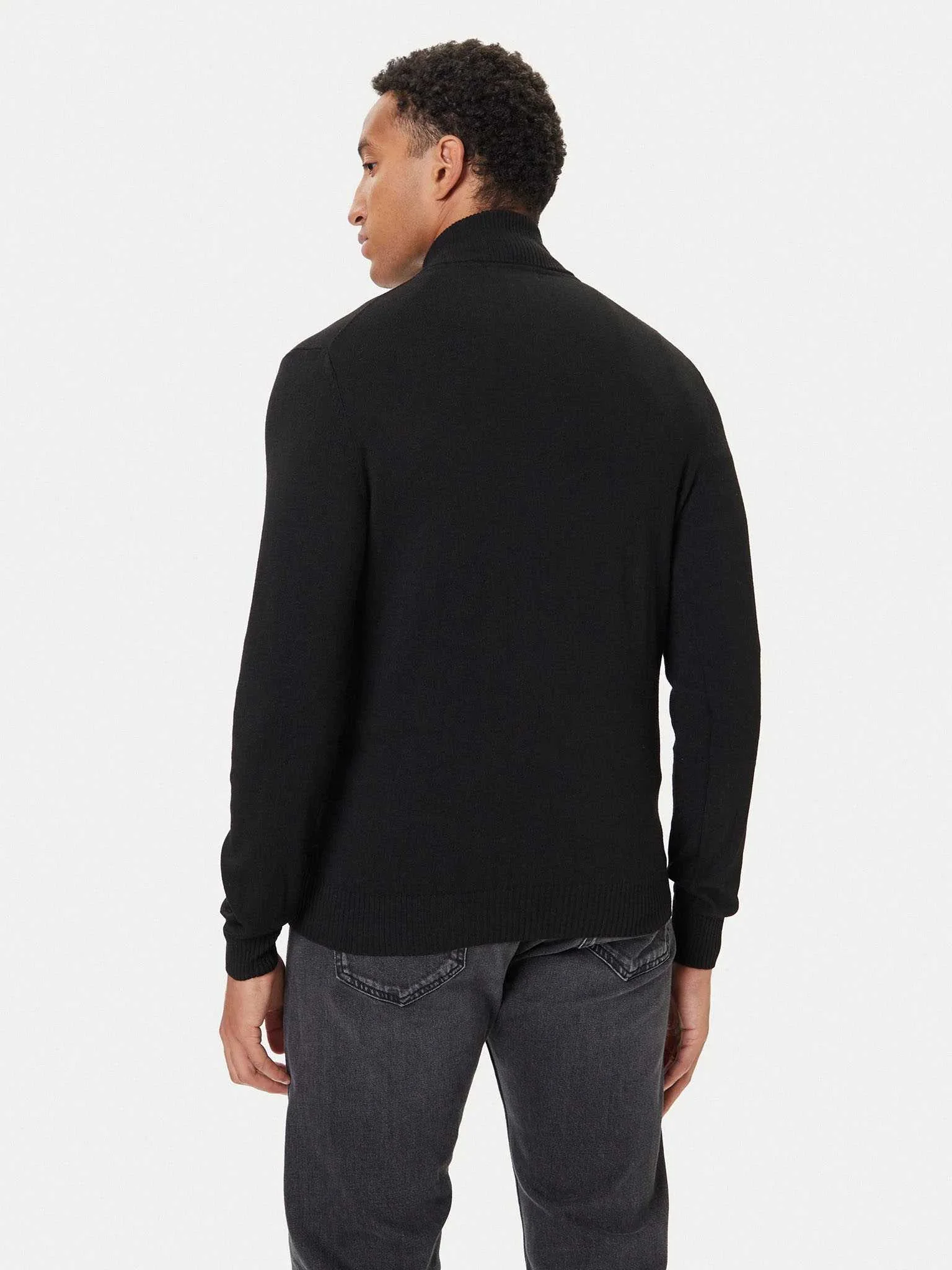 GUESS - DARRELL LS ZIPPED CARDI BASIC GUESS - DARRELL LS ZIPPED CARDI BASIC