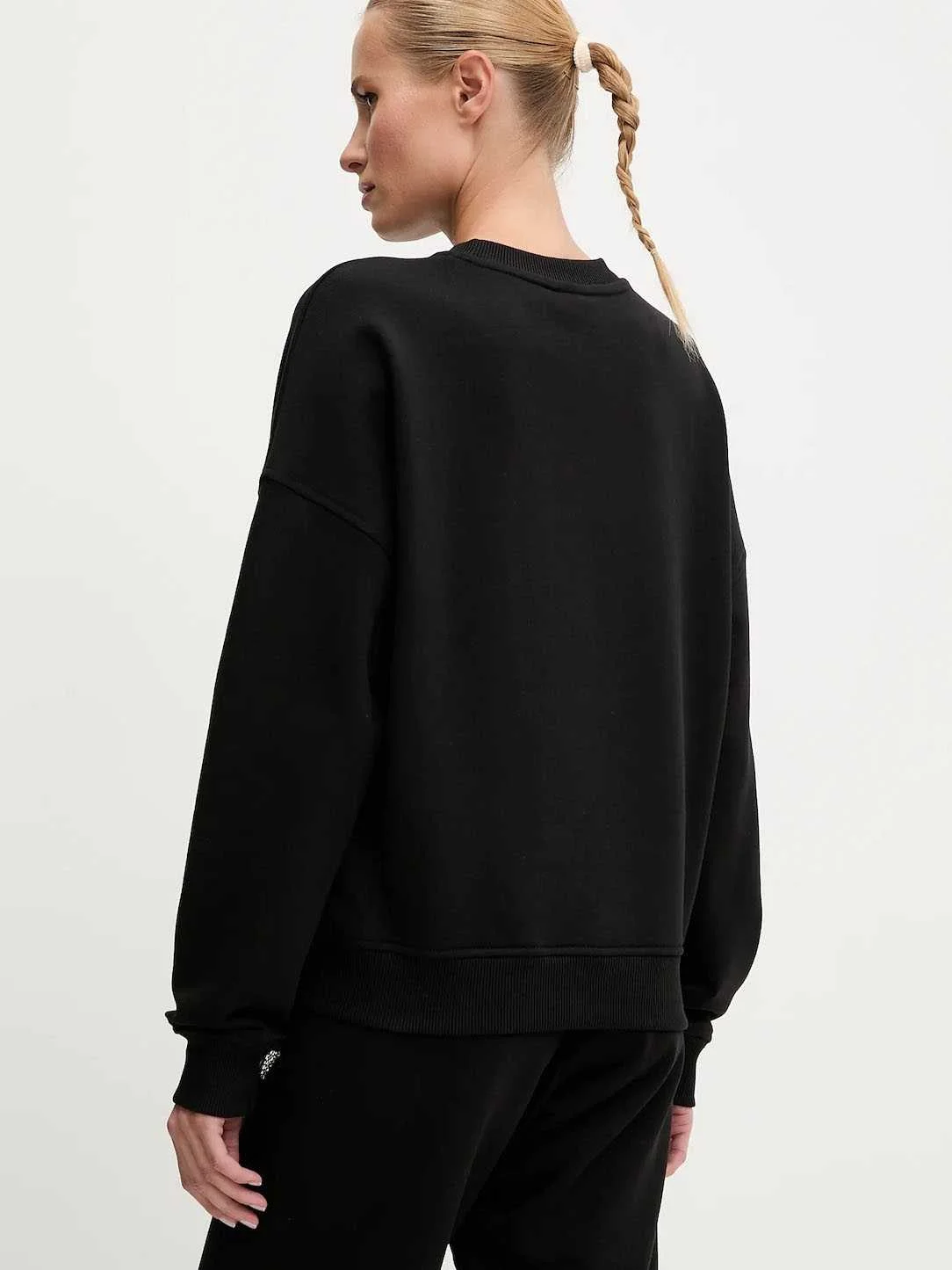 GUESS - PRIMULA RHINESTONES CN SWEATSH GUESS - PRIMULA RHINESTONES CN SWEATSH